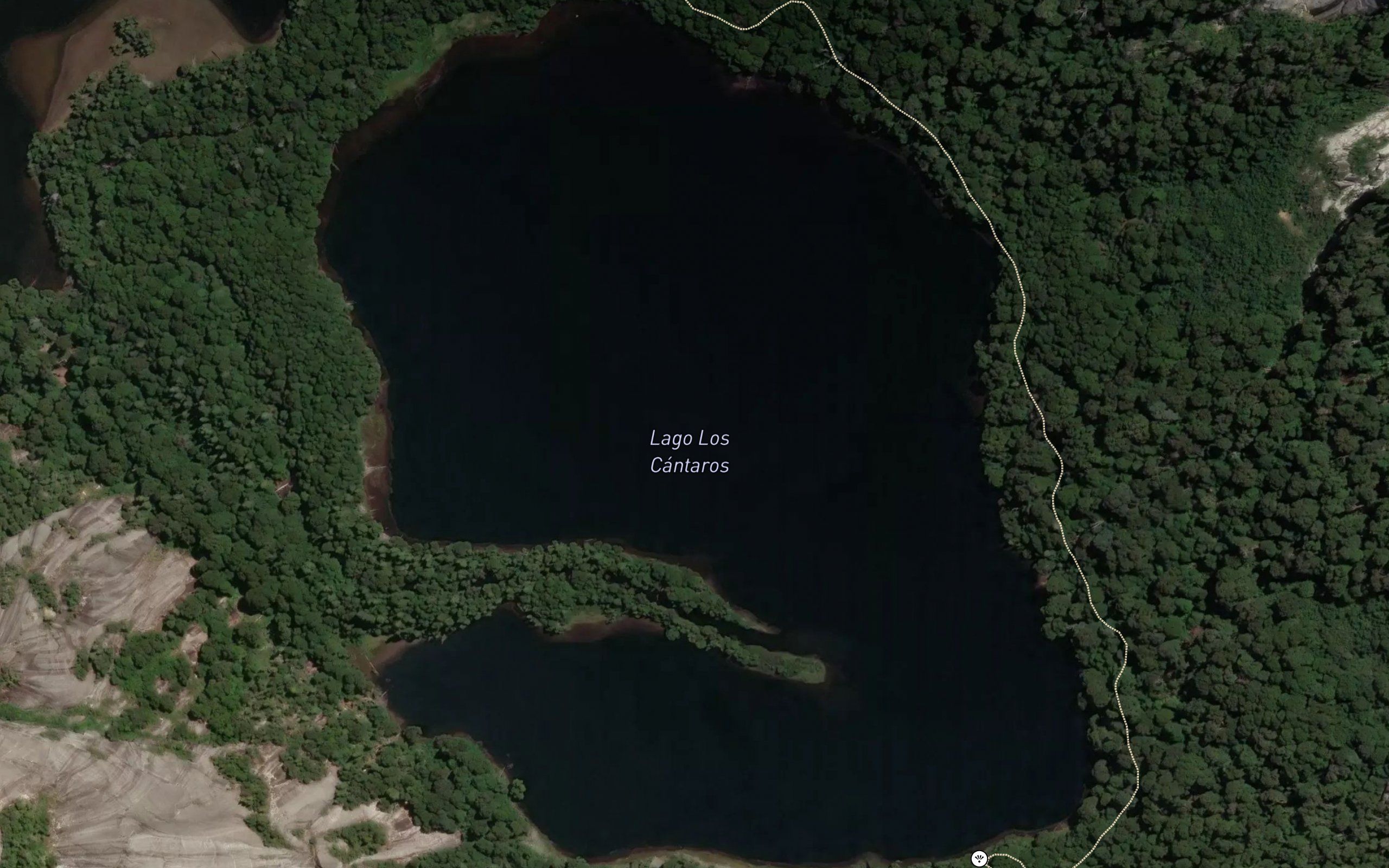 Laguna Los Cantaros