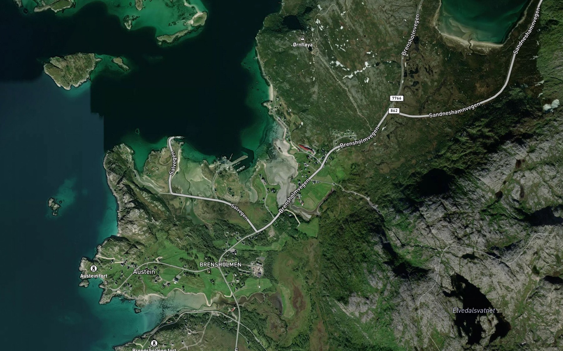 Satellite map of the Storslettleira