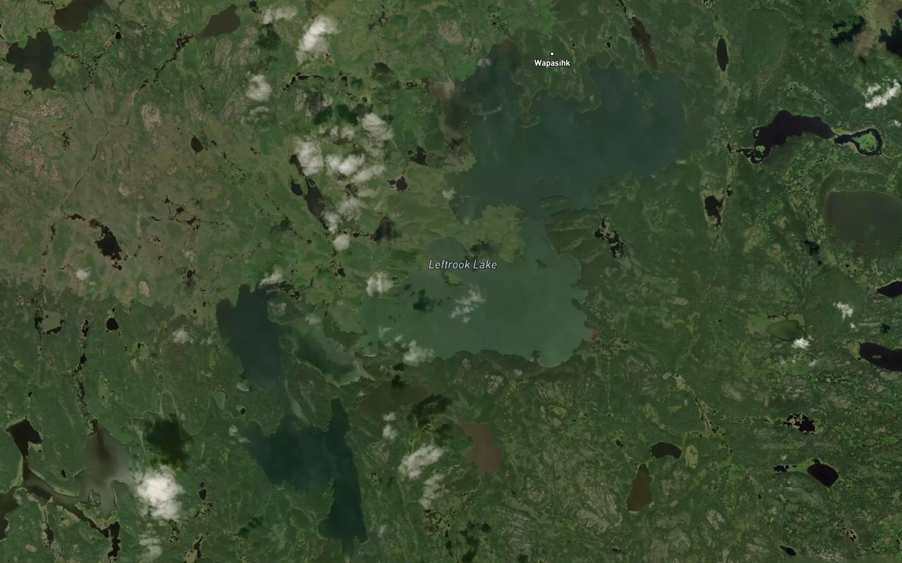 Satellite map of the Leftrook Lake