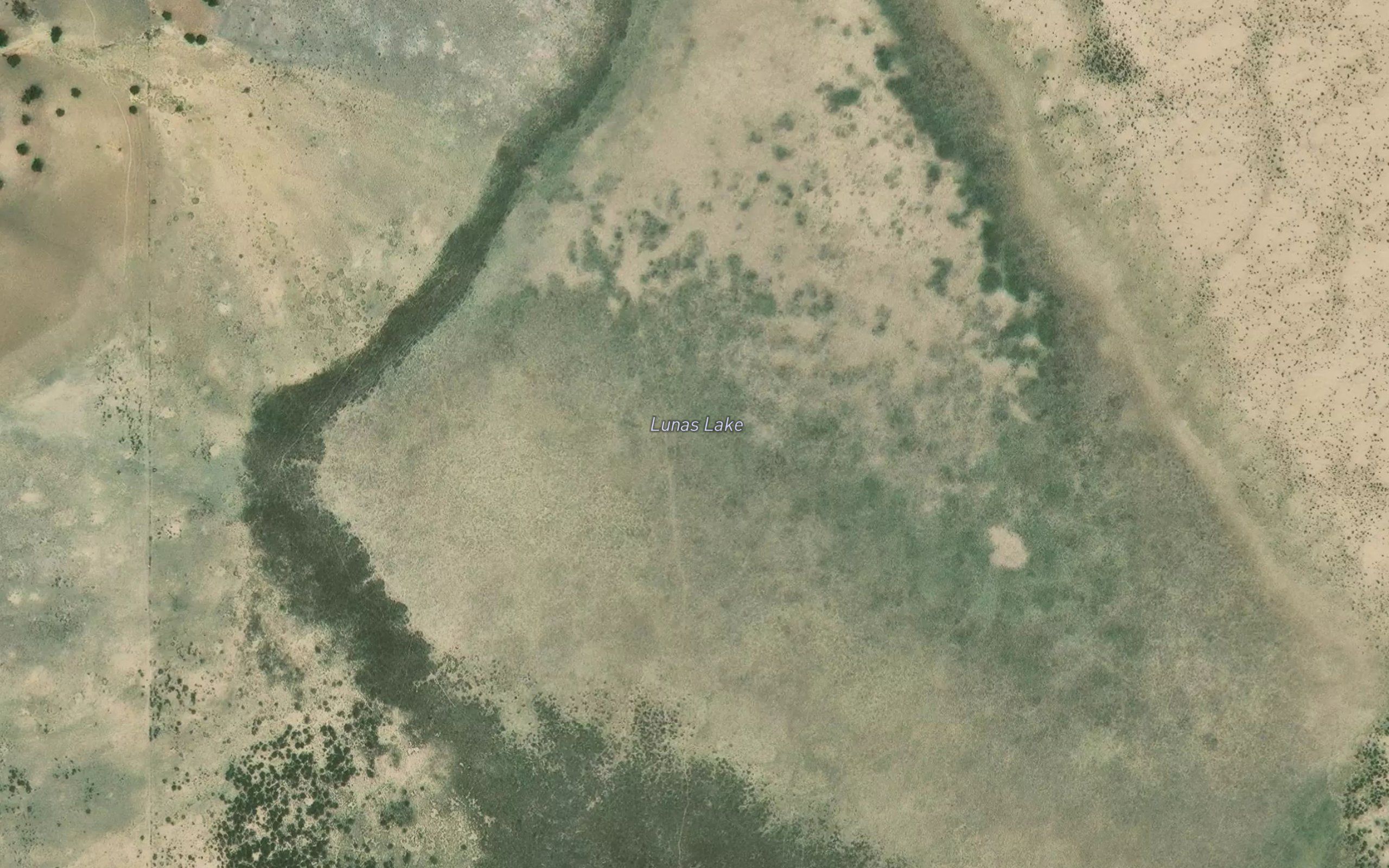 Lunas Lake