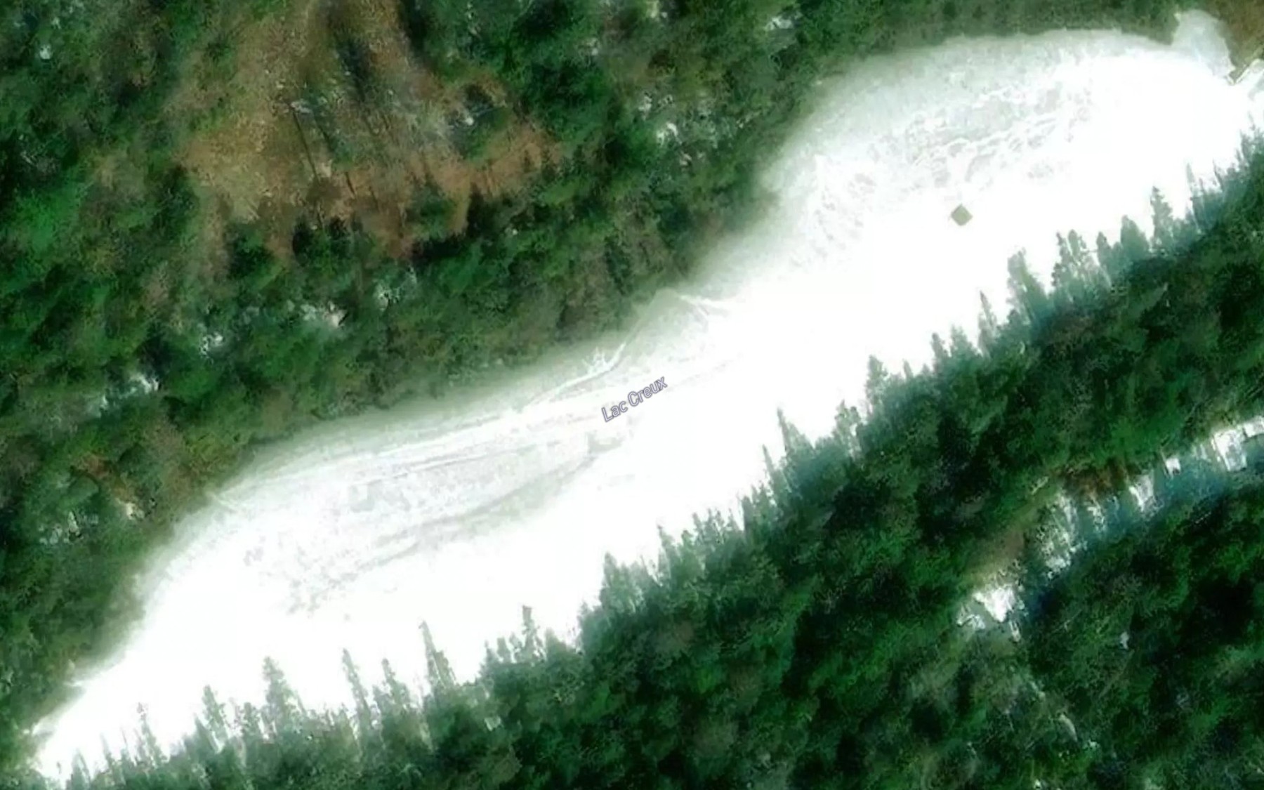Satellite map of the Lac Creux