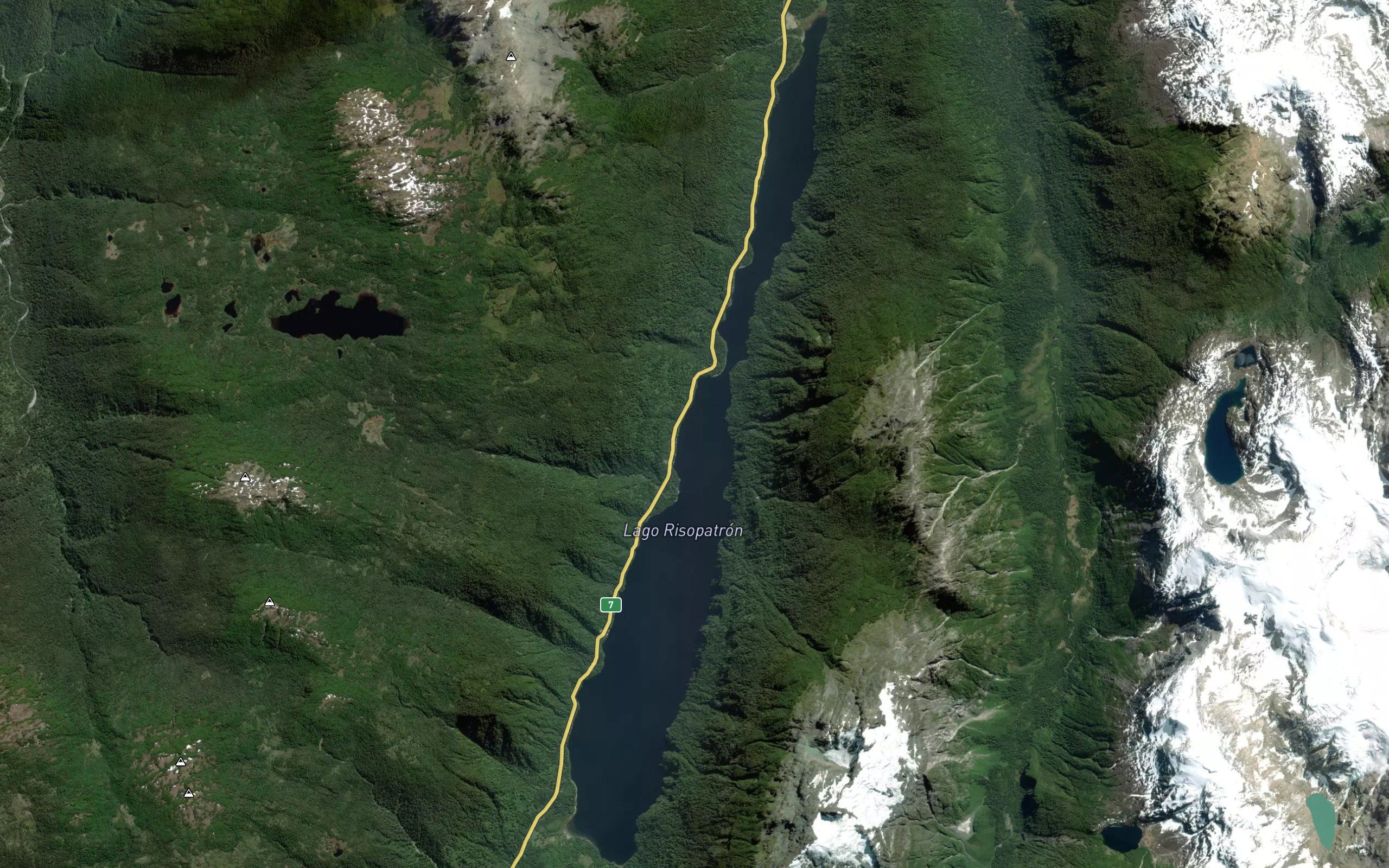 Lago Risopatron