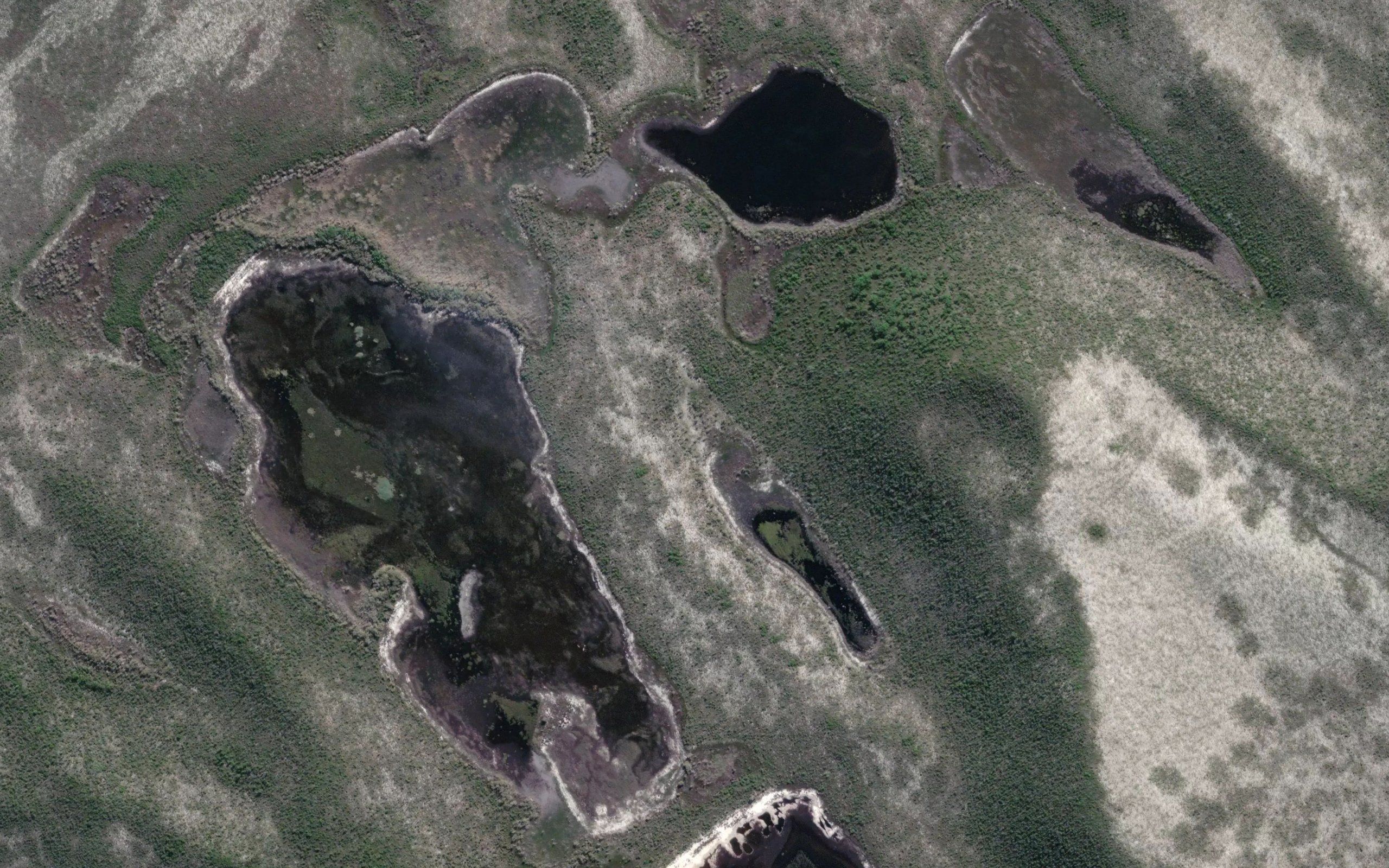 Manoolcoong Lakes