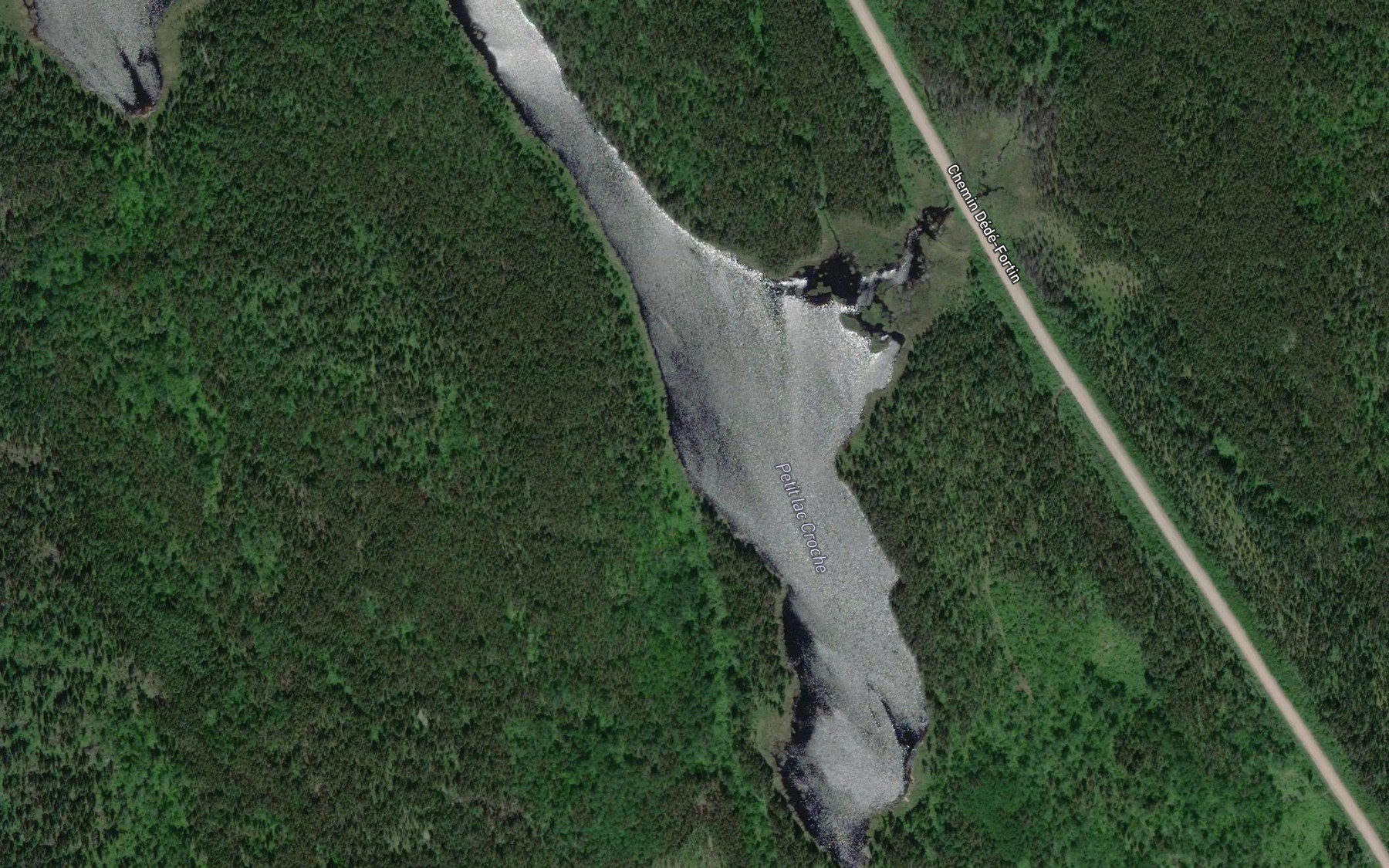Satellite map of the Petit lac Croche