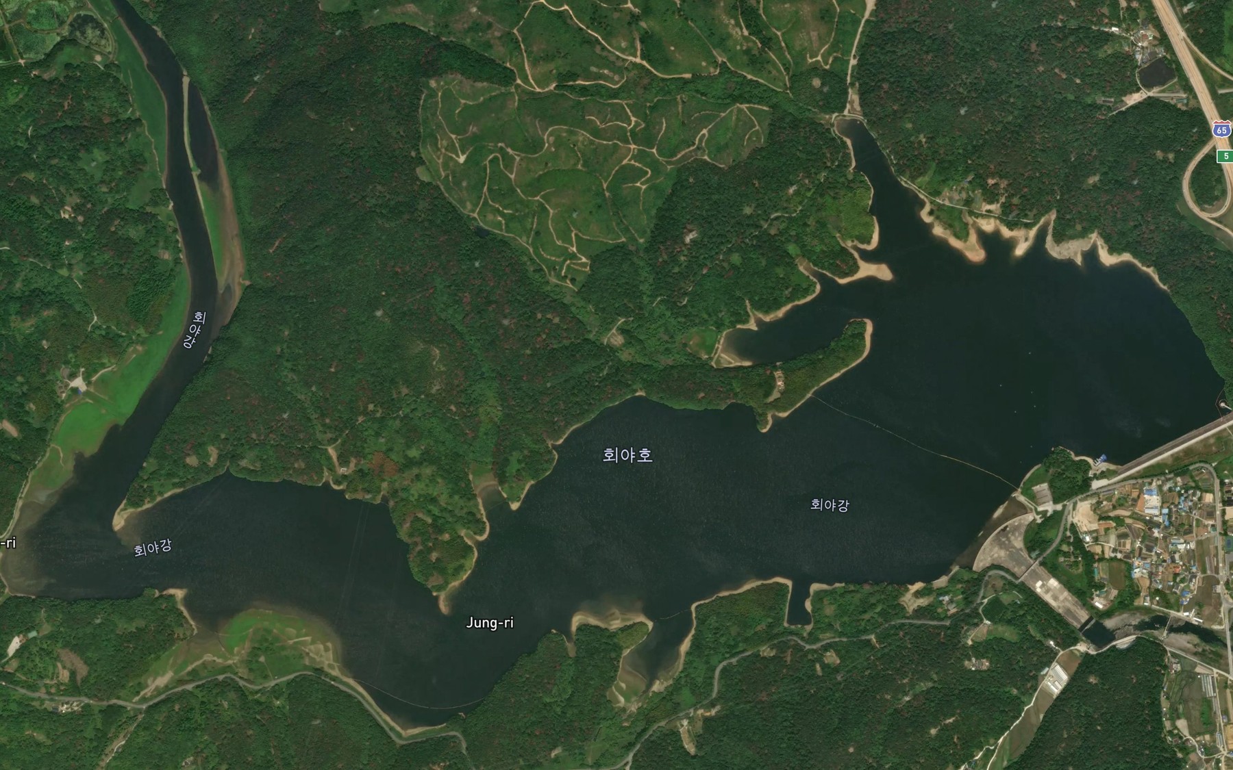 Satellite map of the Hoeyaho