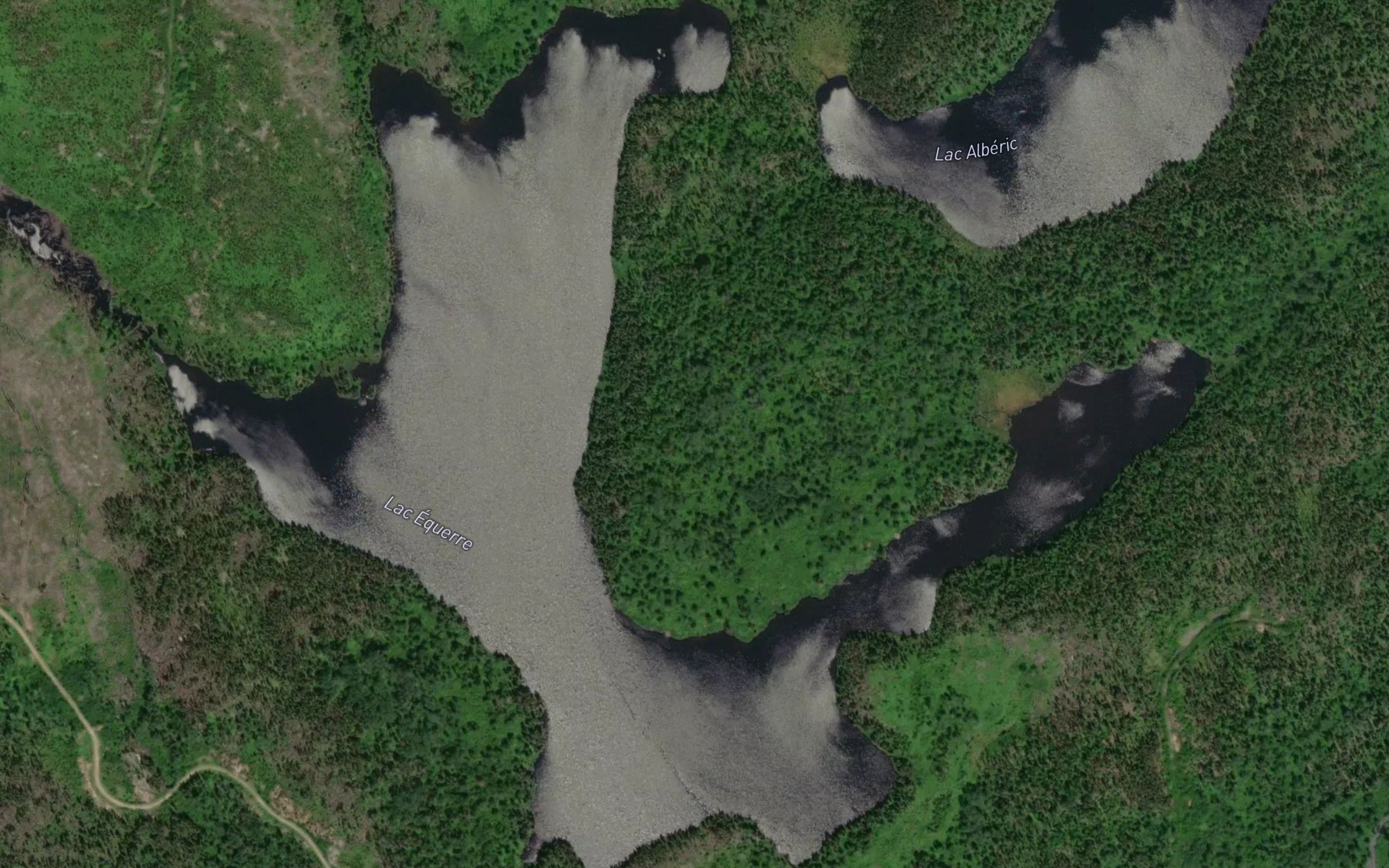 Satellite map of the Lac Equerre