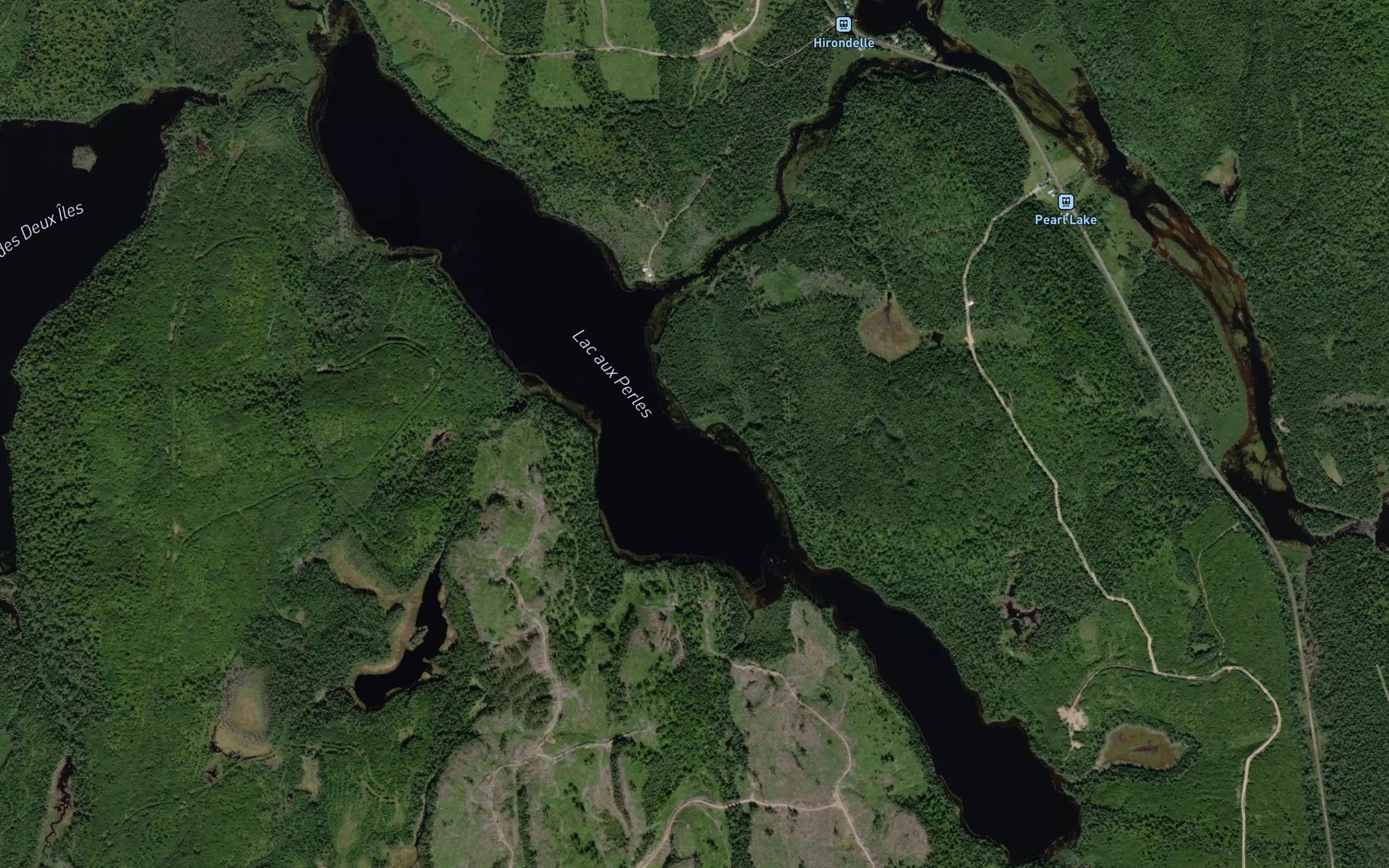 Satellite map of the Lac aux Perles