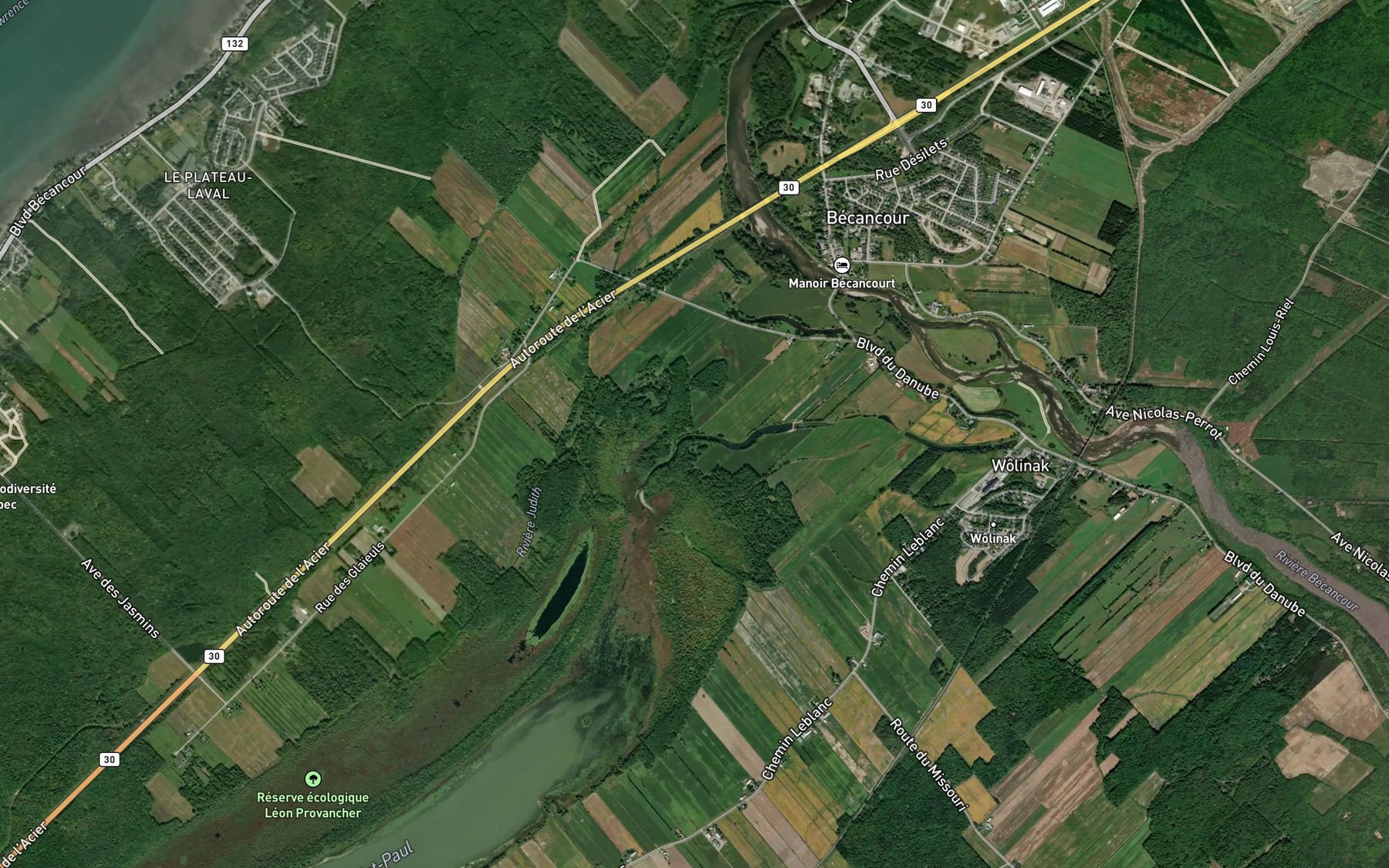 Satellite map of the Chenal d'en Haut