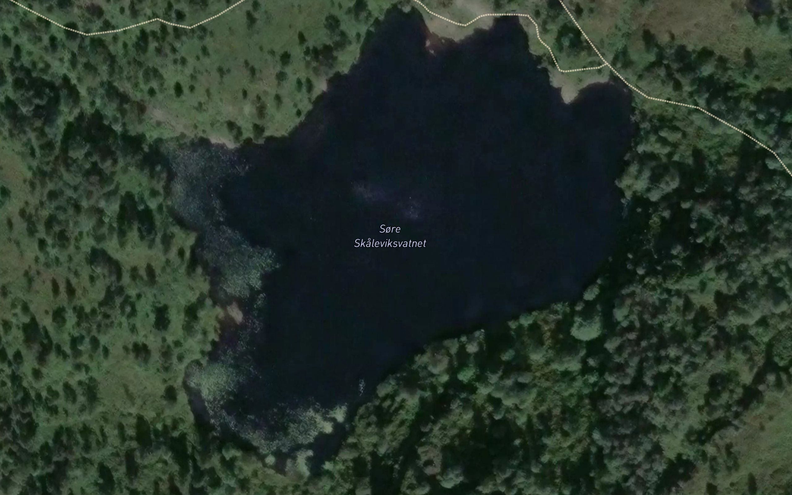 Sore Skaleviksvatnet