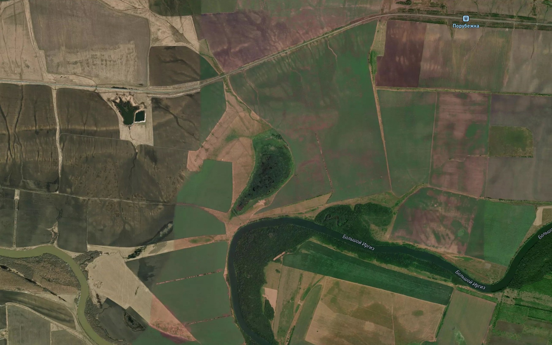 Satellite map of the Ozero Lebyazh'ye