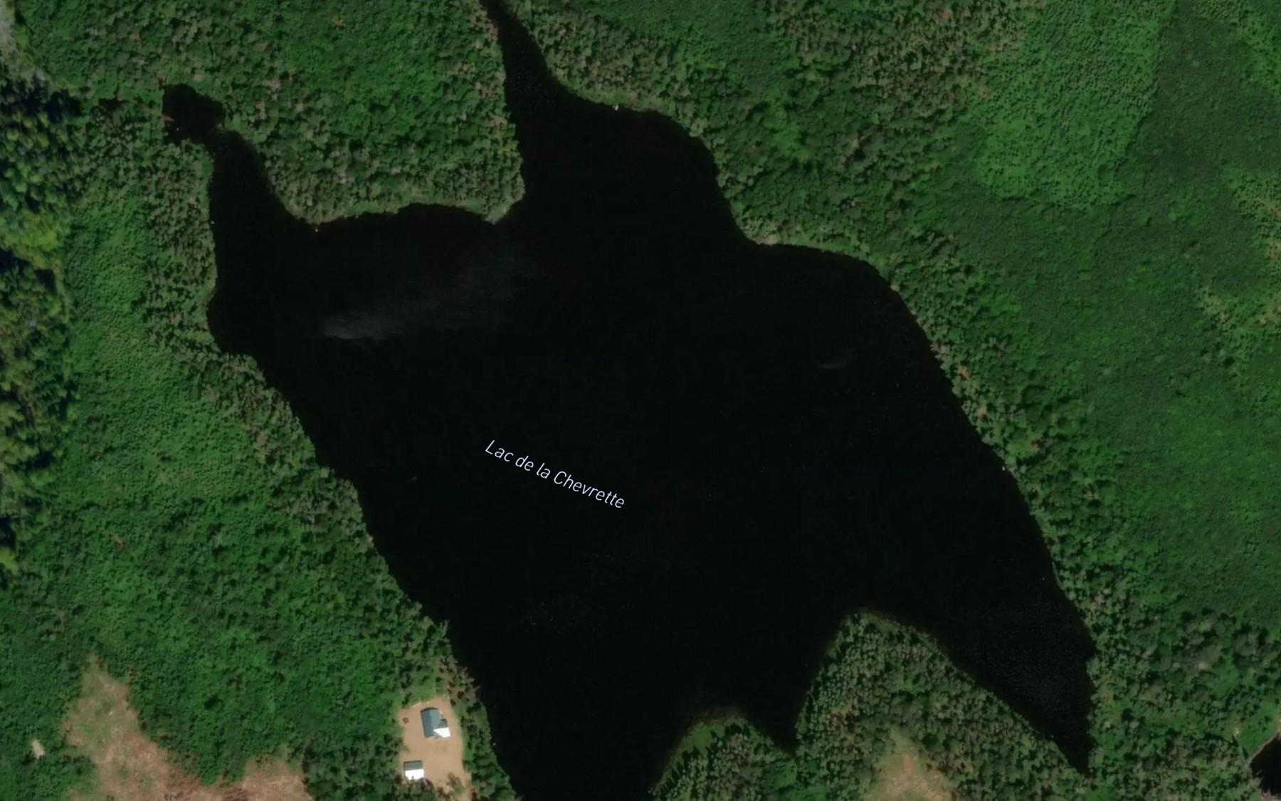 Satellite map of the Lac de la Chevrette