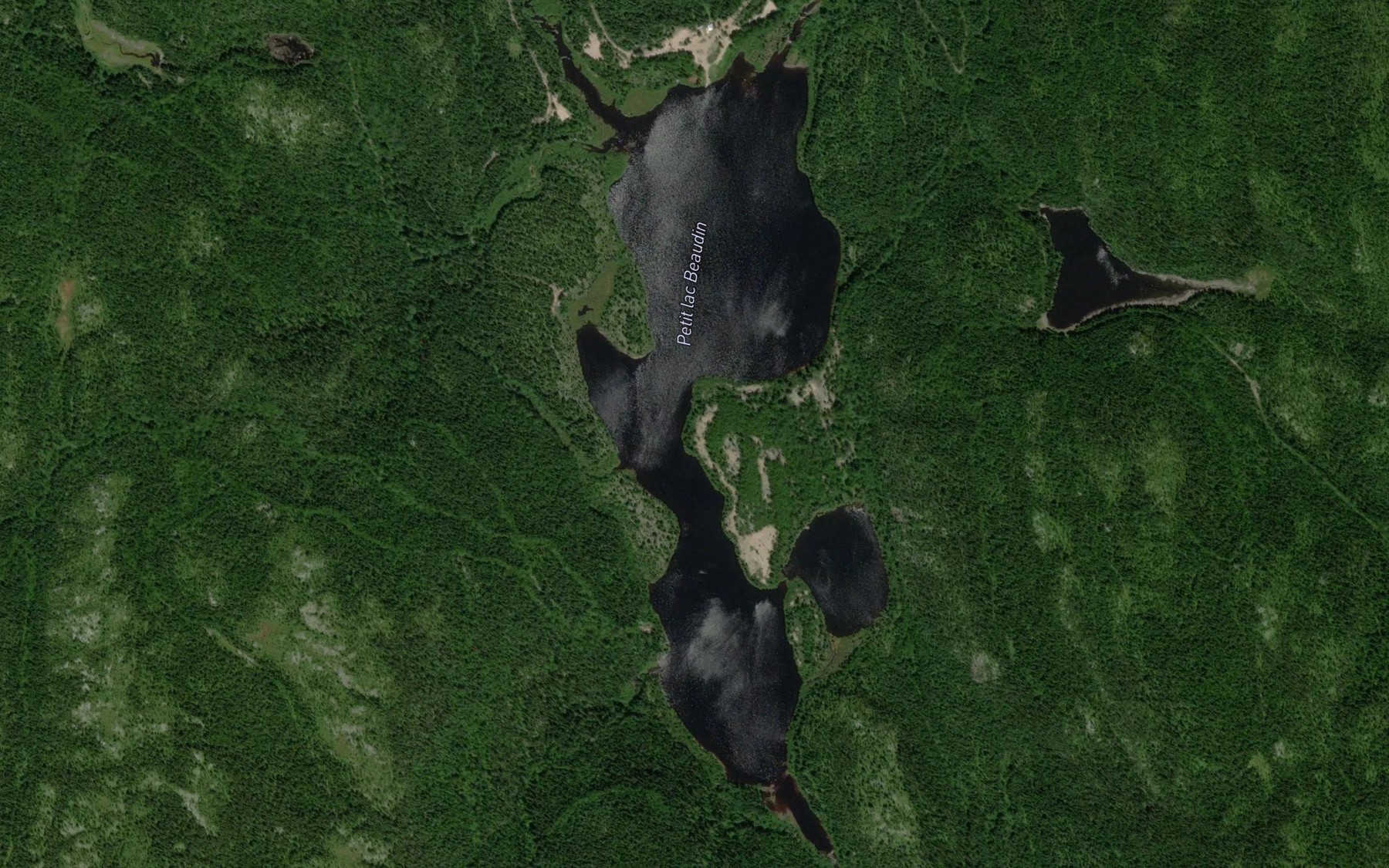 Satellite map of the Petit lac Beaudin
