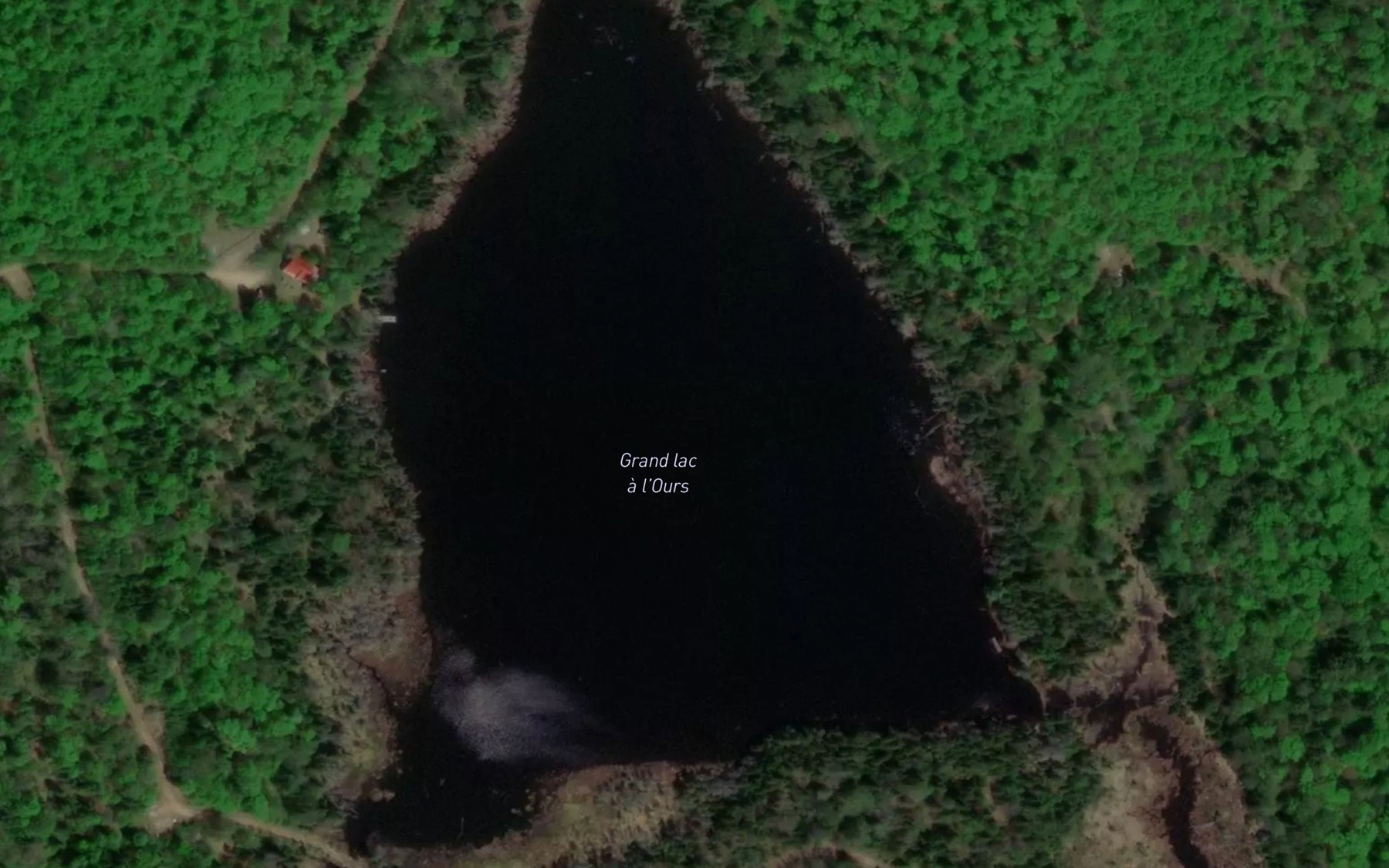 Satellite map of the Grand lac a l'Ours