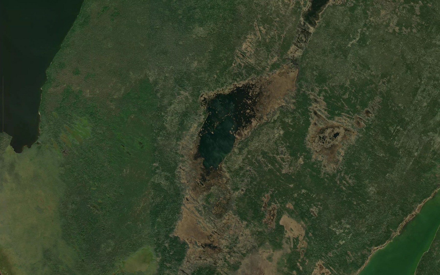 Satellite map of the South Kawuchuskwaskasik Lake