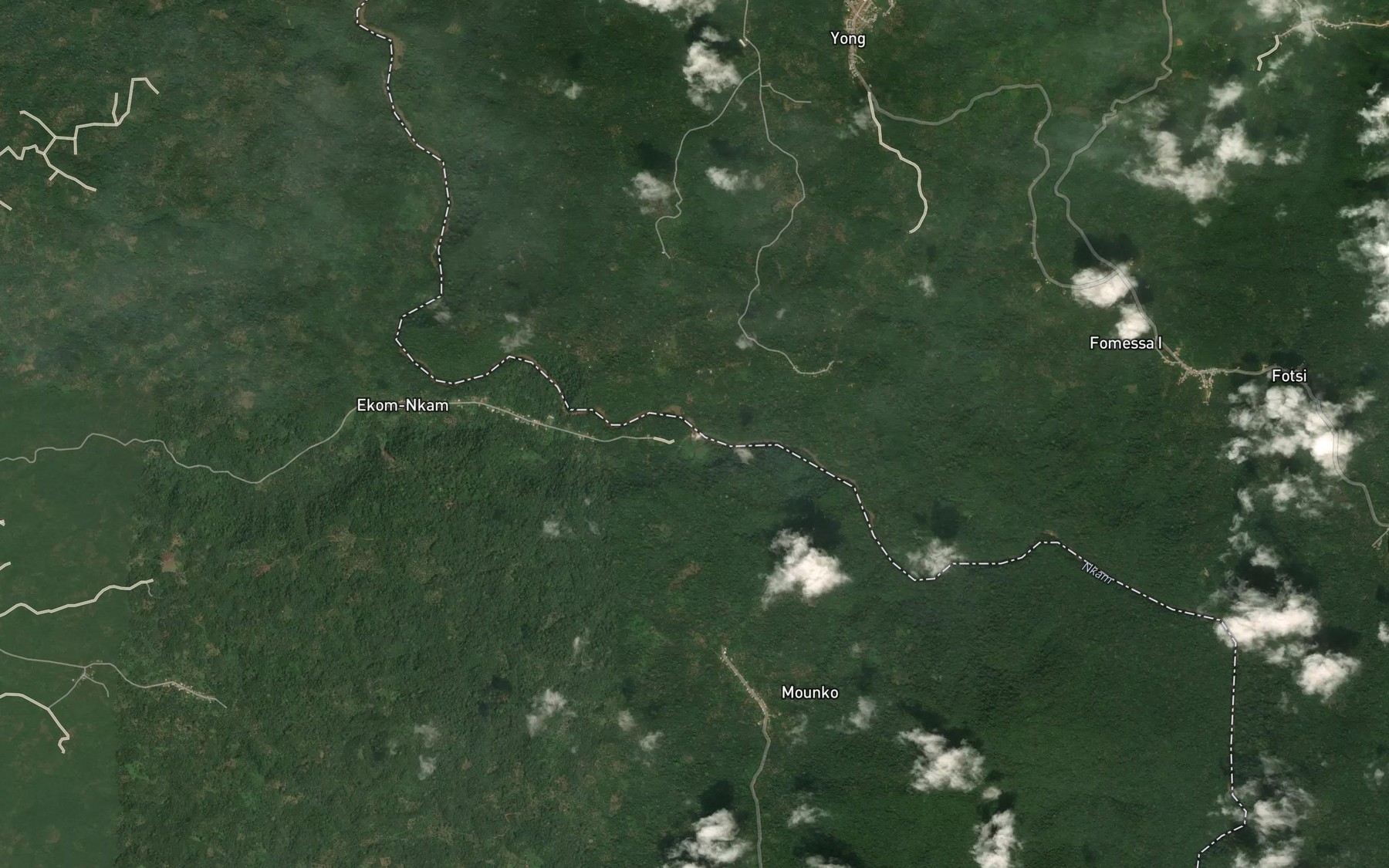 Satellite map of the Chutes d'Ekom