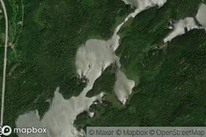 Twin Narrows Lake