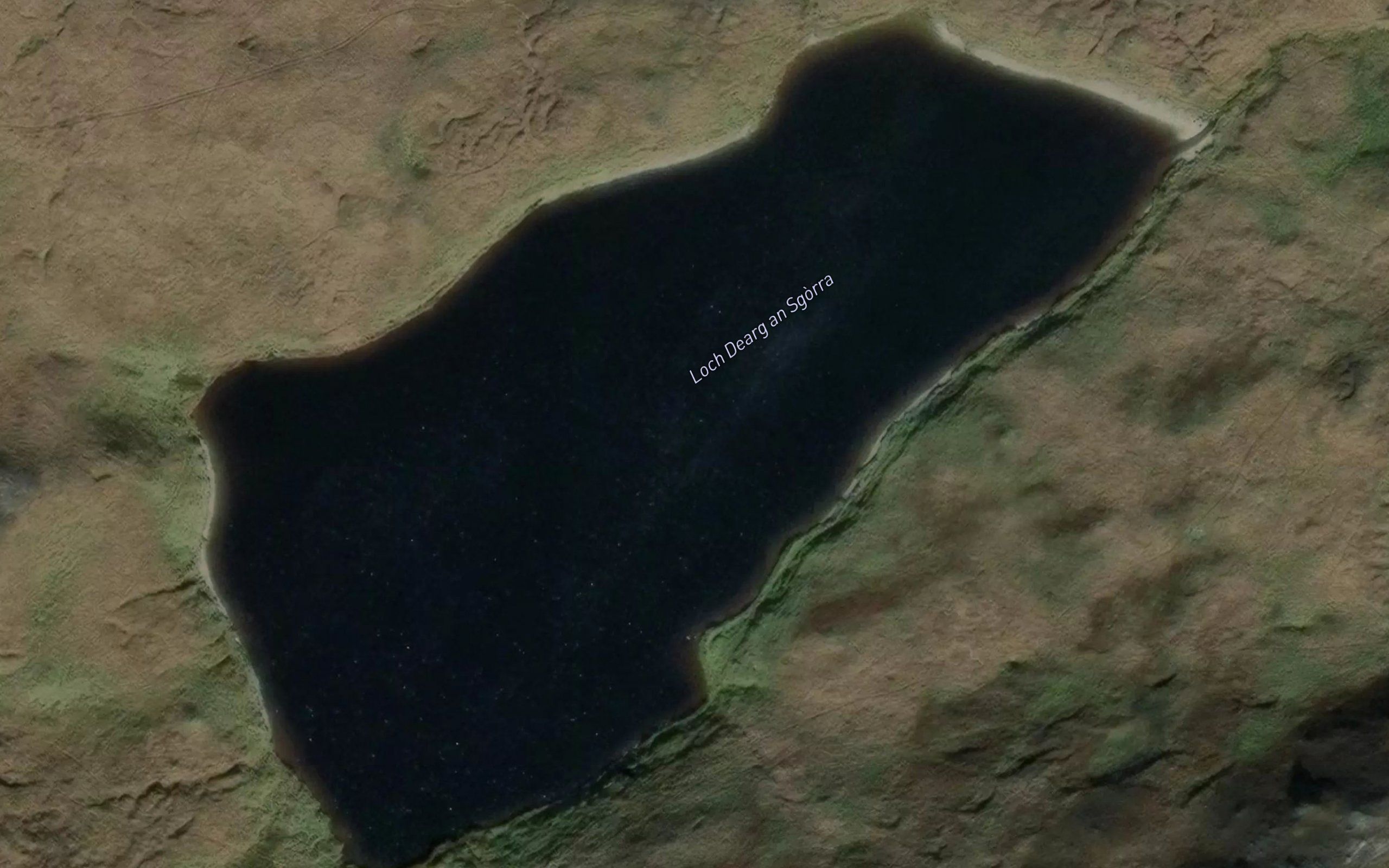 Loch Dearg an Sgorra
