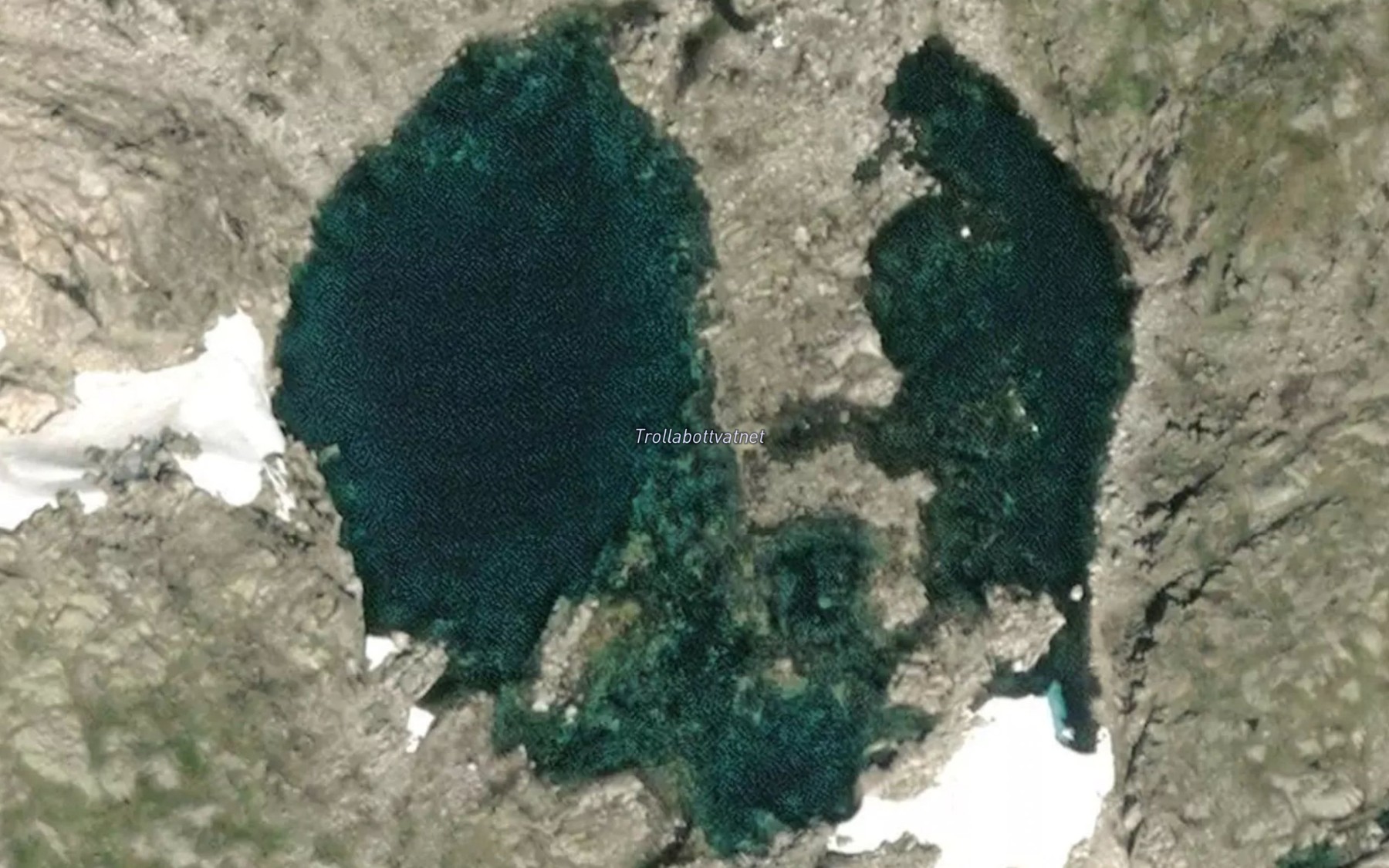 Satellite map of the Trollabottvatnet