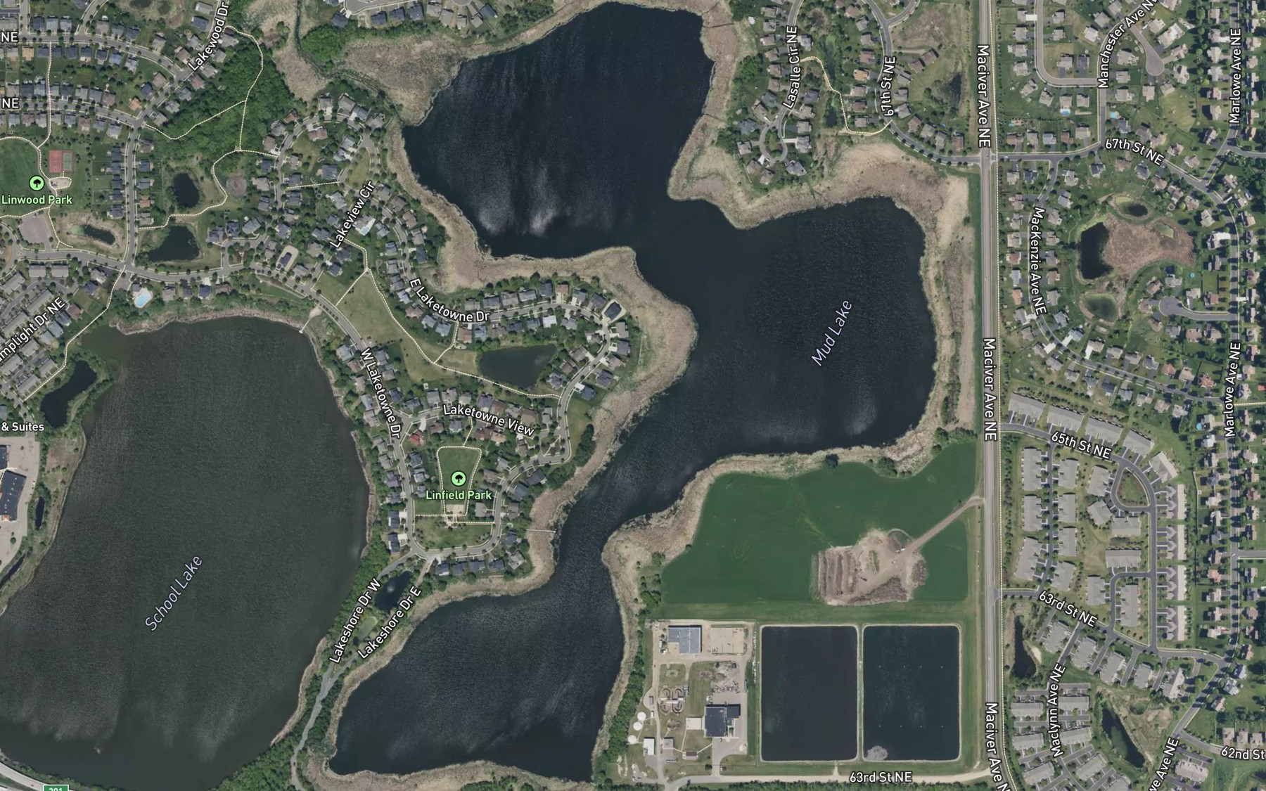 Satellite map of the Hunters Lake