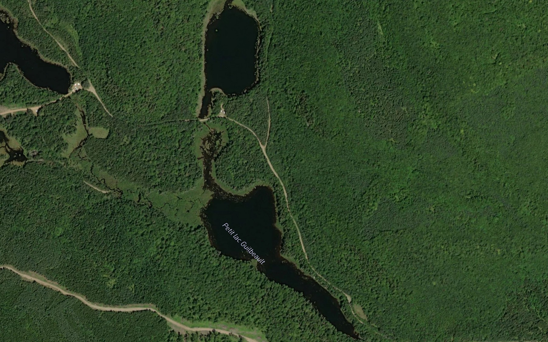 Satellite map of the Petit lac Guilbeault