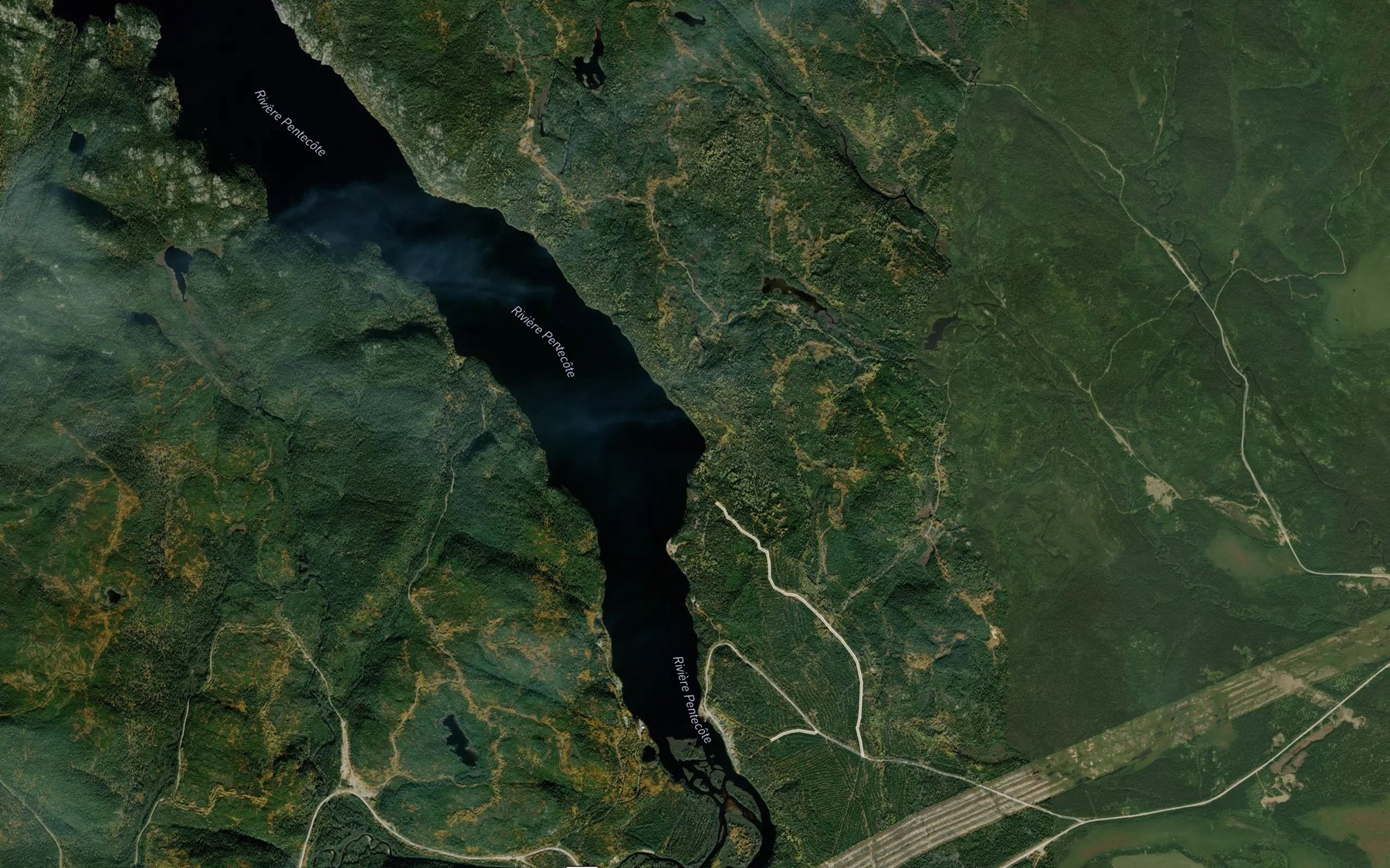 Satellite map of the Baie Durette