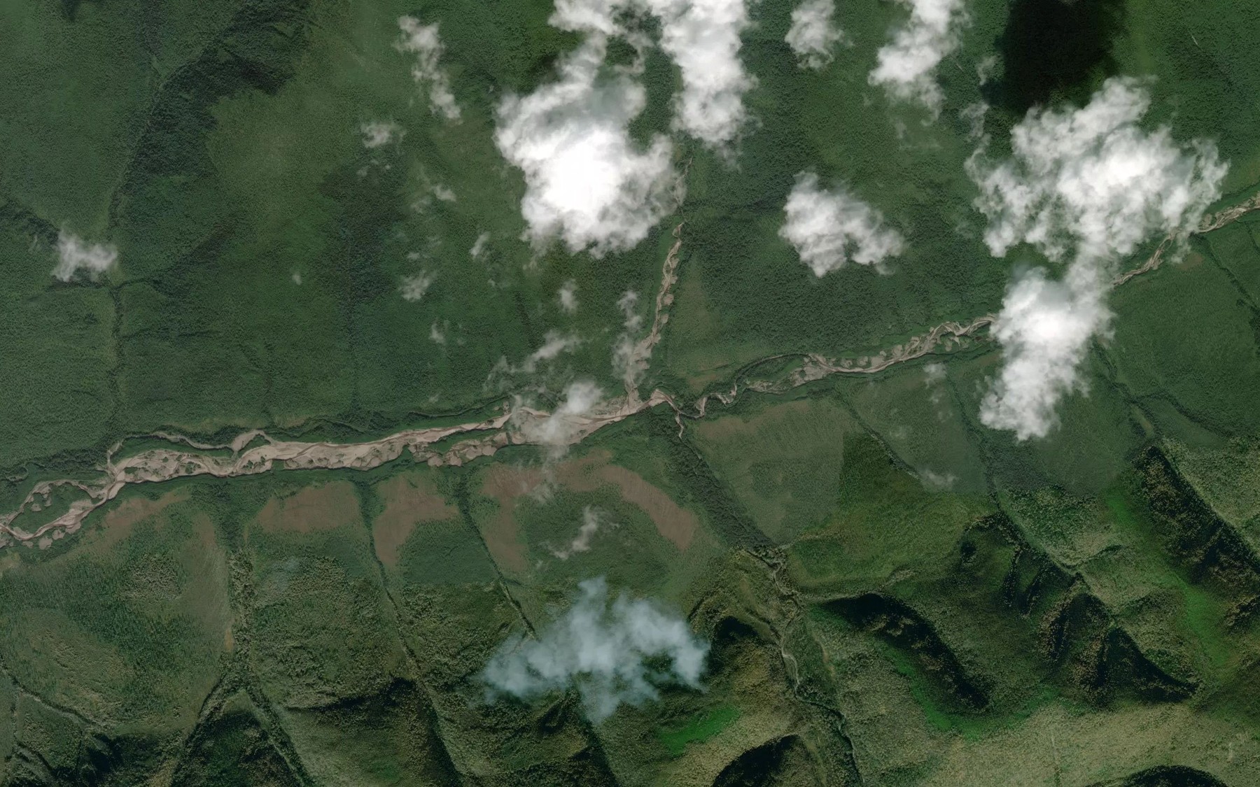 Satellite map of the Mungne