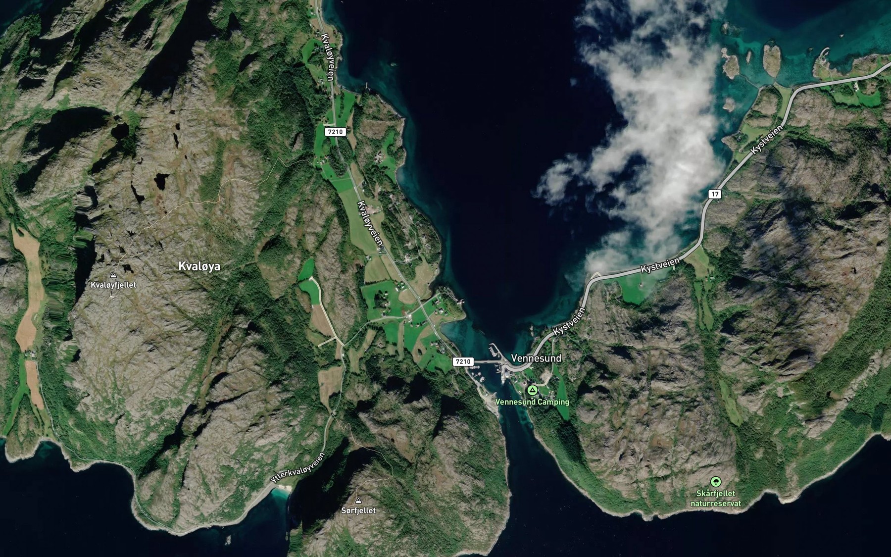 Satellite map of the Lenningsvika