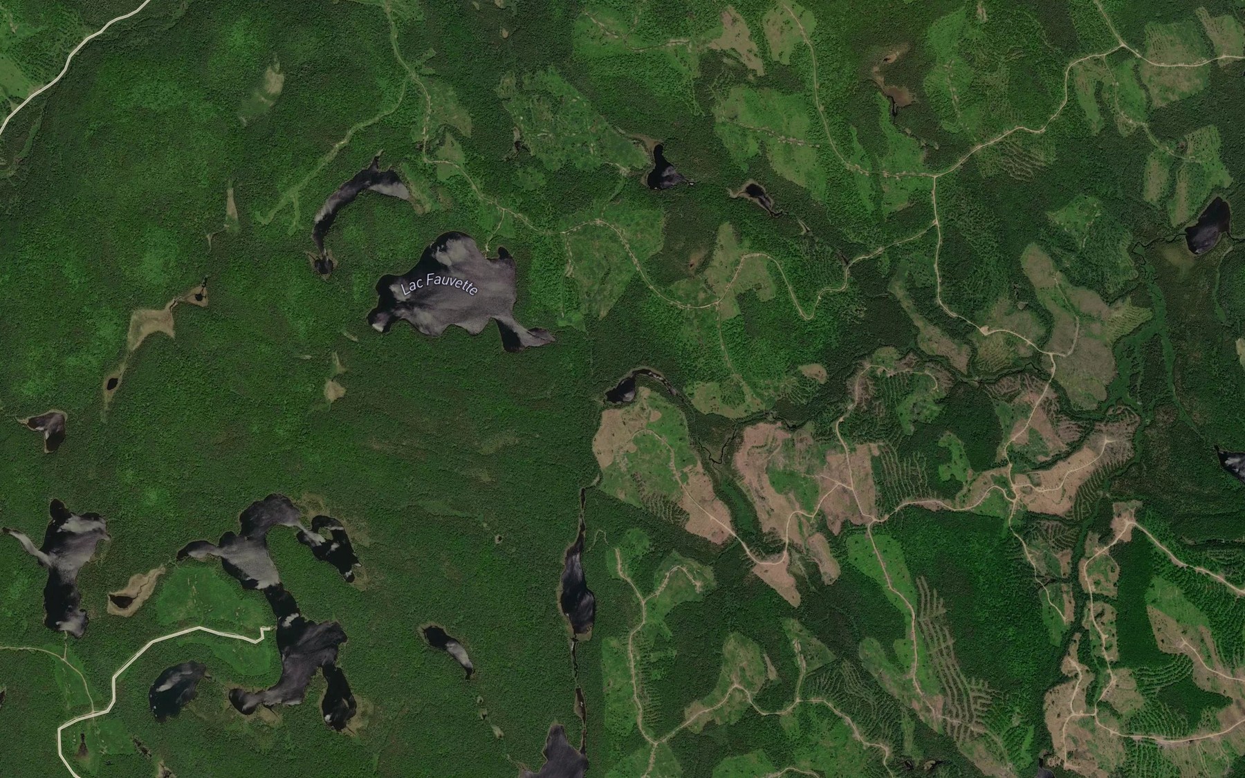 Satellite map of the Lac Chatoyant