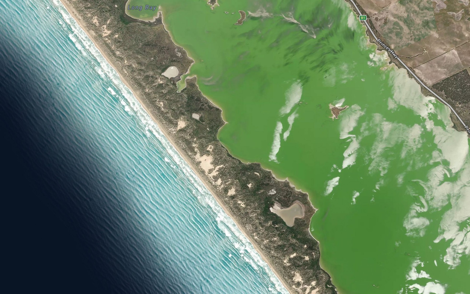 Satellite map of the Tatunda Bay