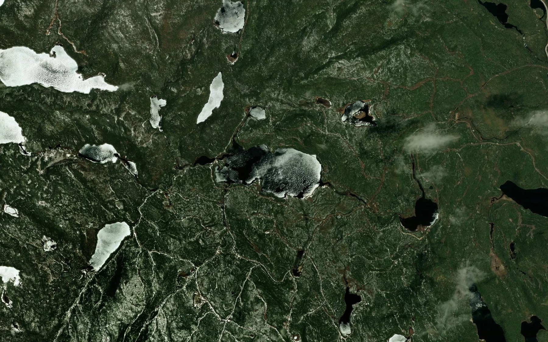 Satellite map of the Lac du Grand Epervier