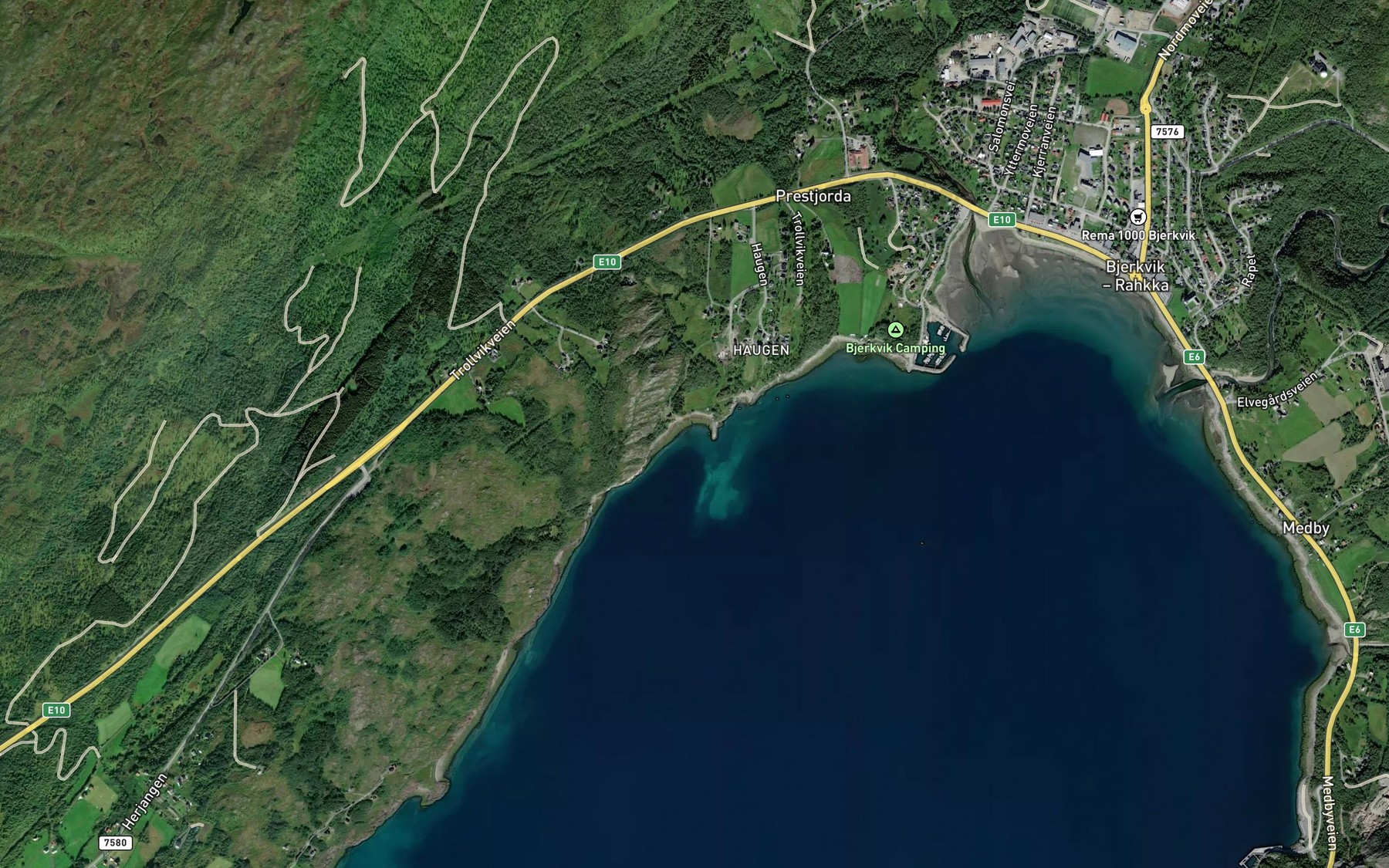 Satellite map of the Kvitbergvika
