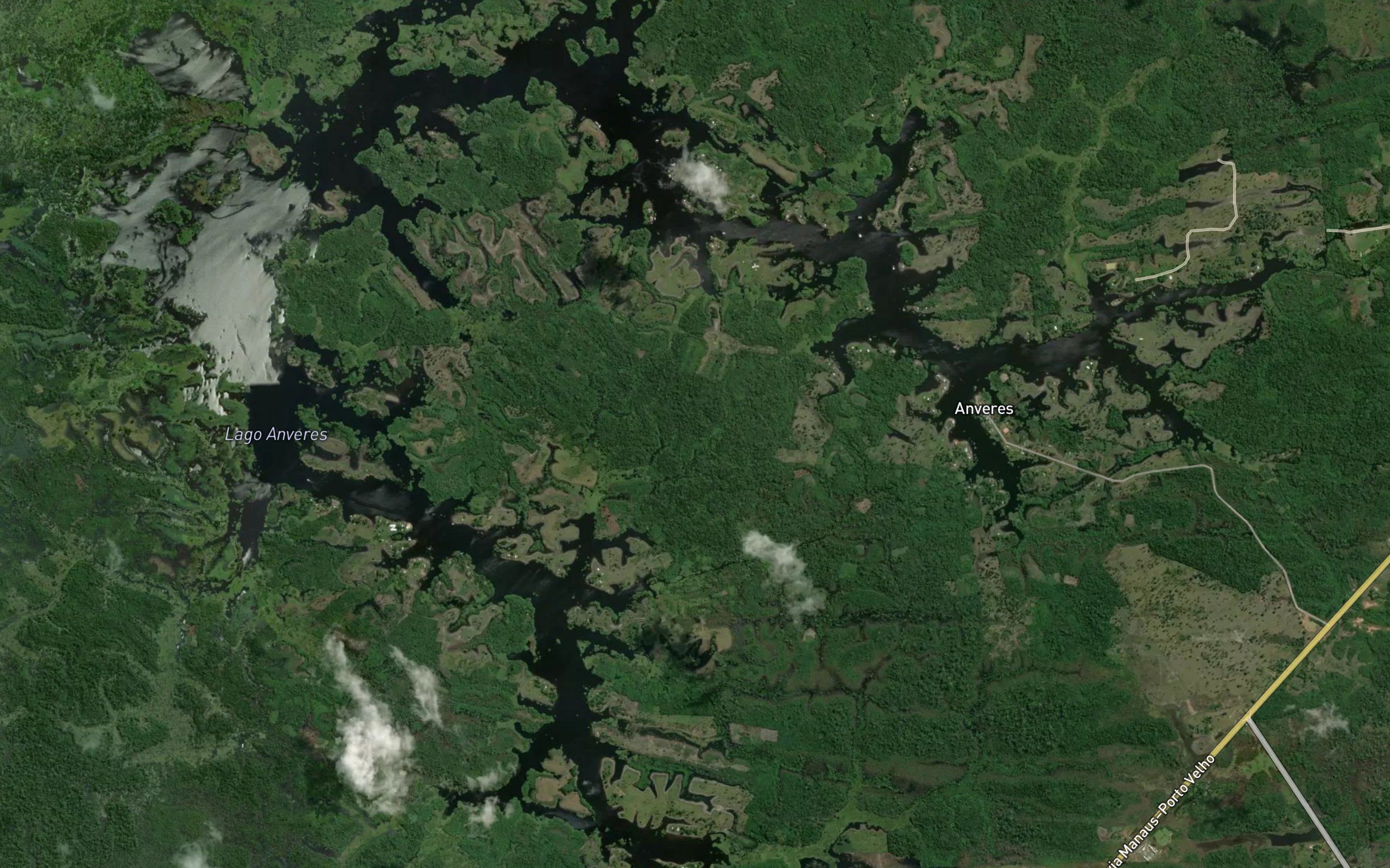 Lago Alveres