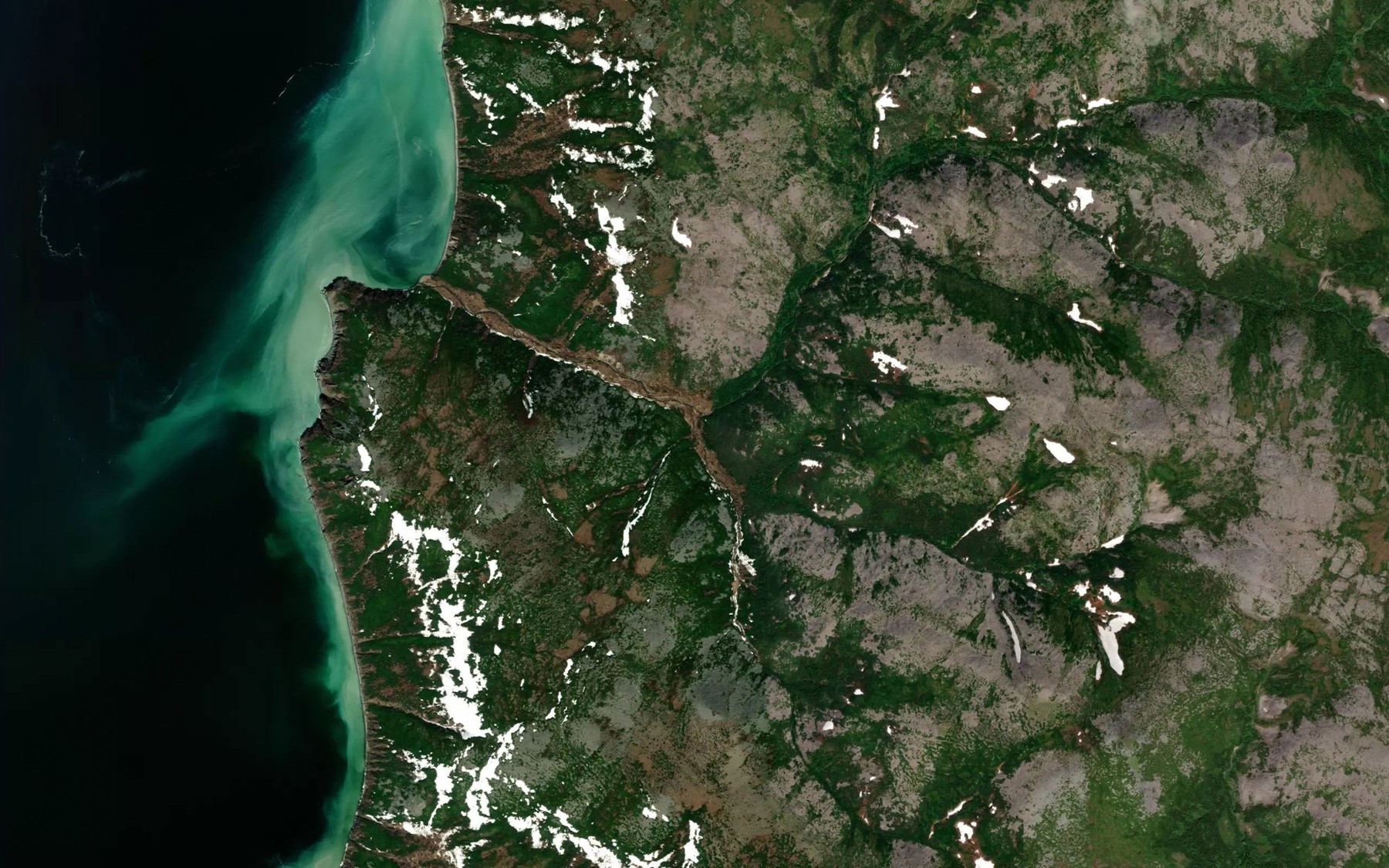 Satellite map of the Largovyy