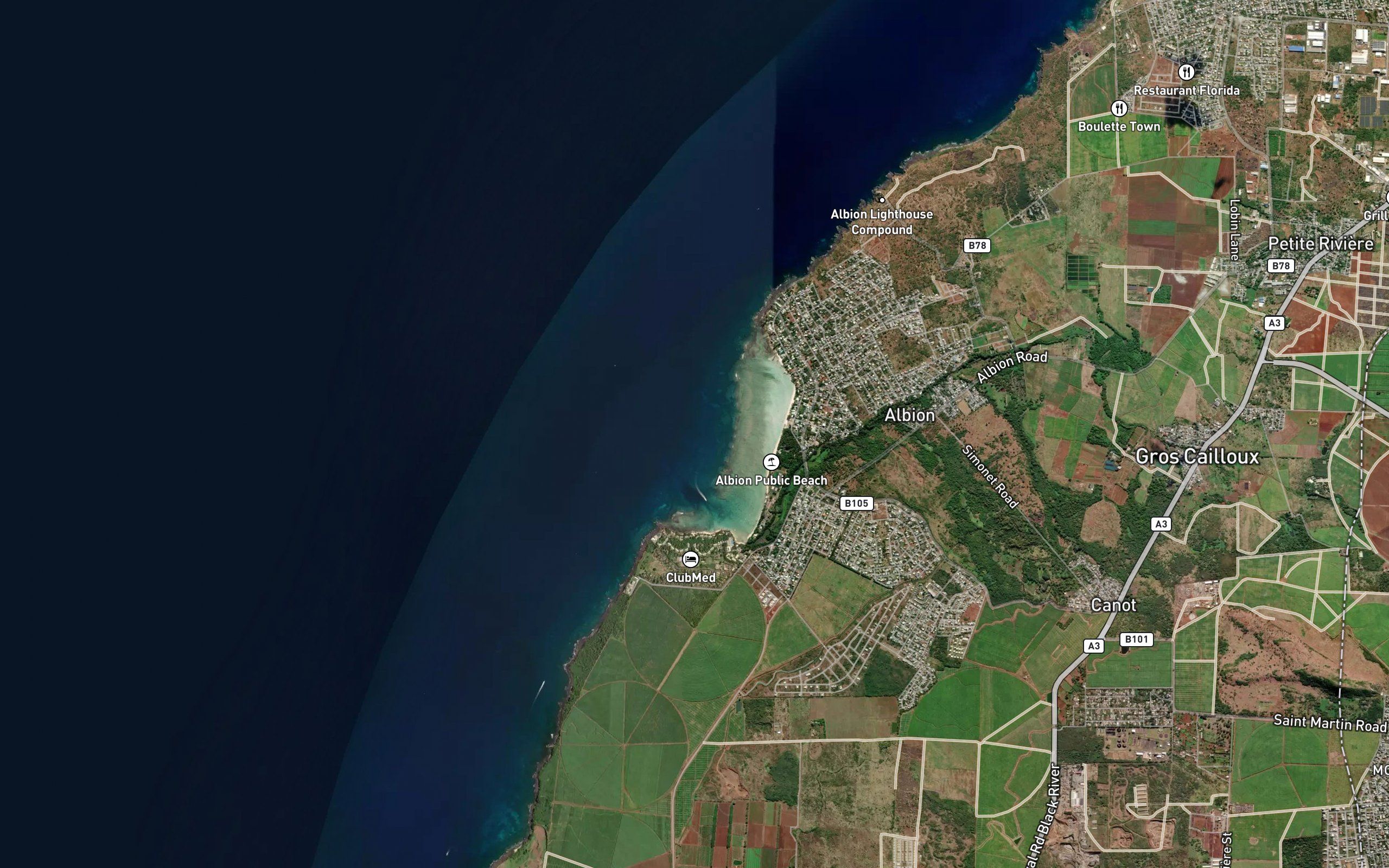 Petite Riviere Bay