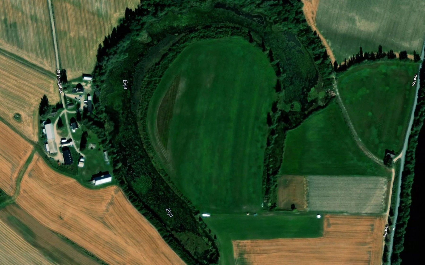 Satellite map of the Evja