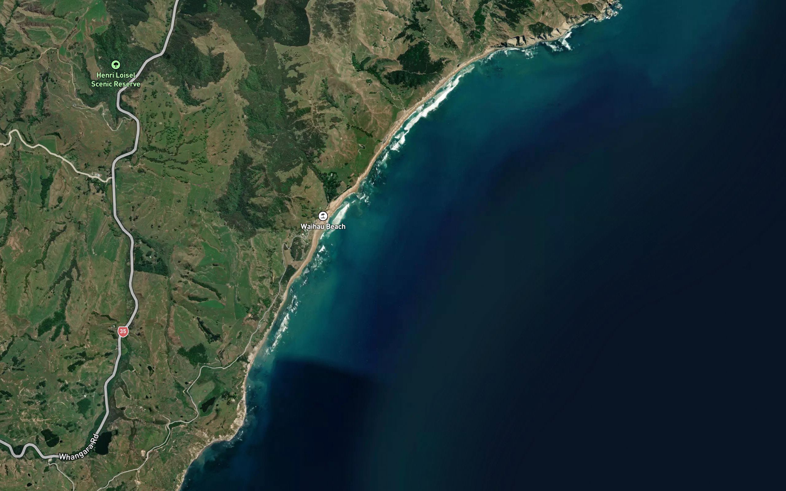 Waihau Bay
