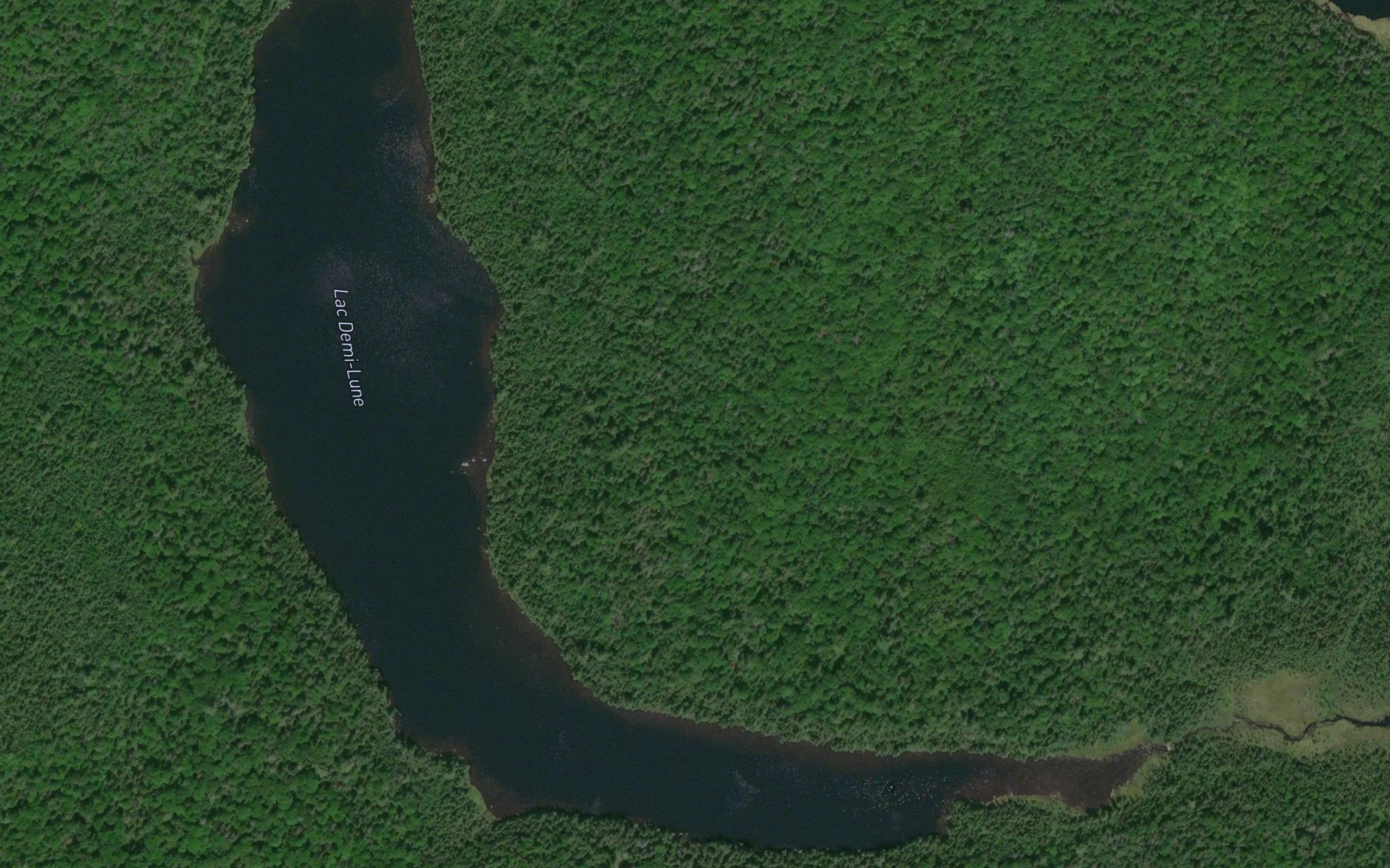 Lac Demi-Lune