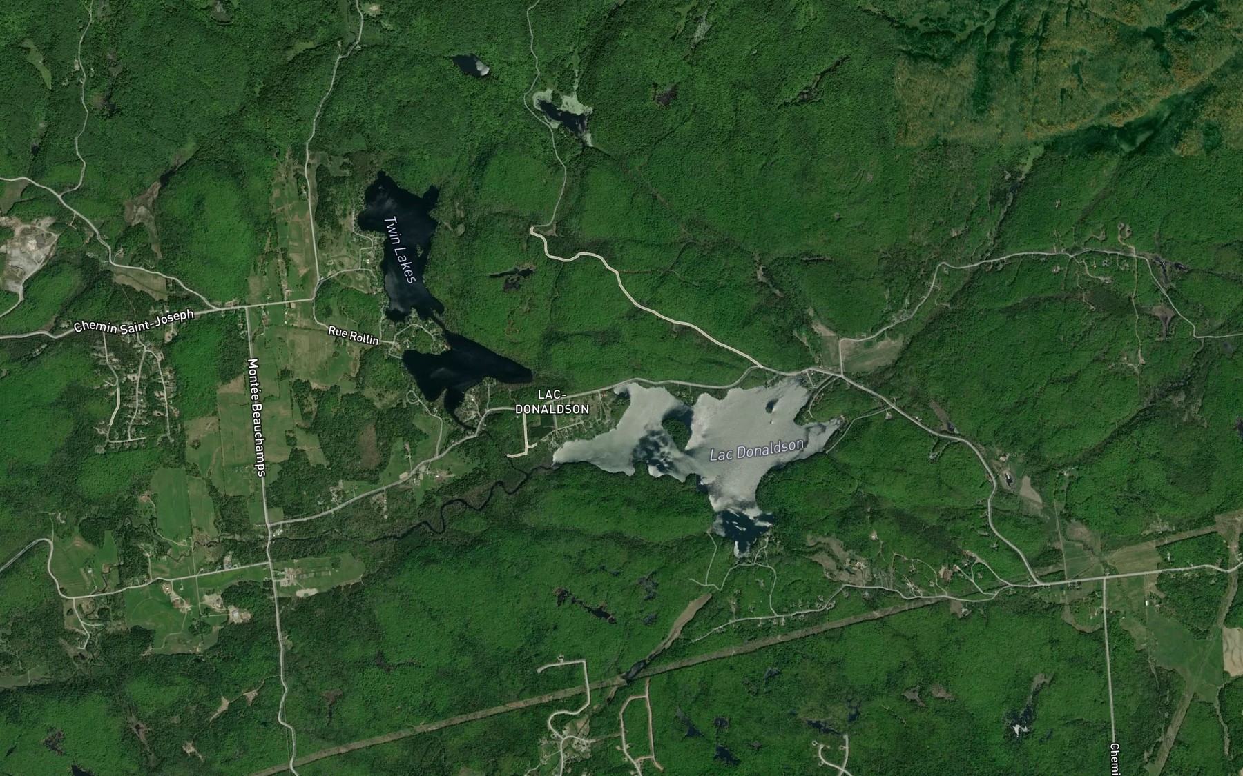 Satellite map of the Baie Girouard