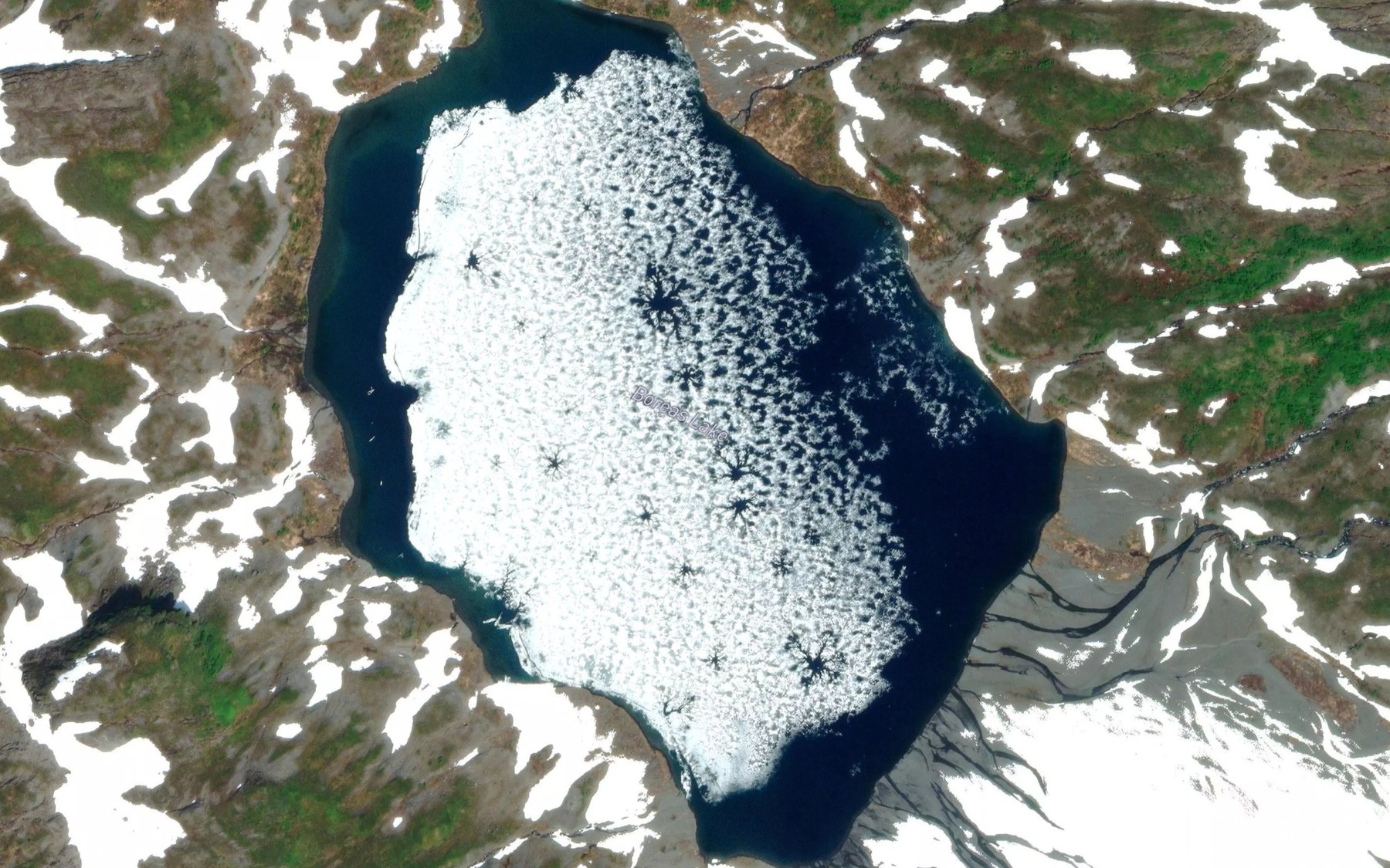 Satellite map of the Boreas Lake