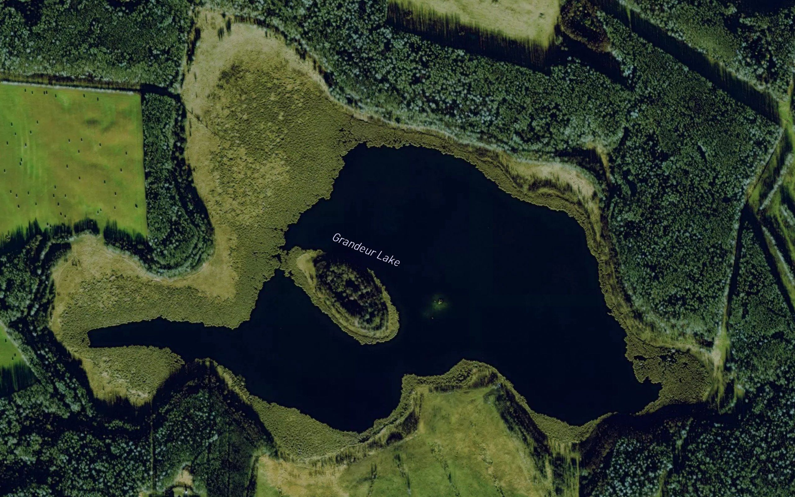 Grandeur Lake