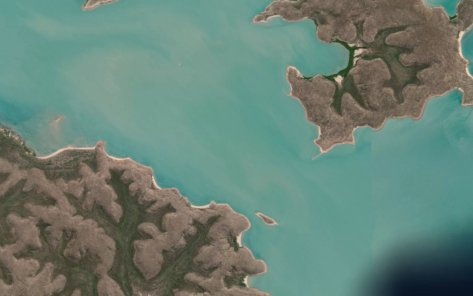 Satellite map of the Centre Channel