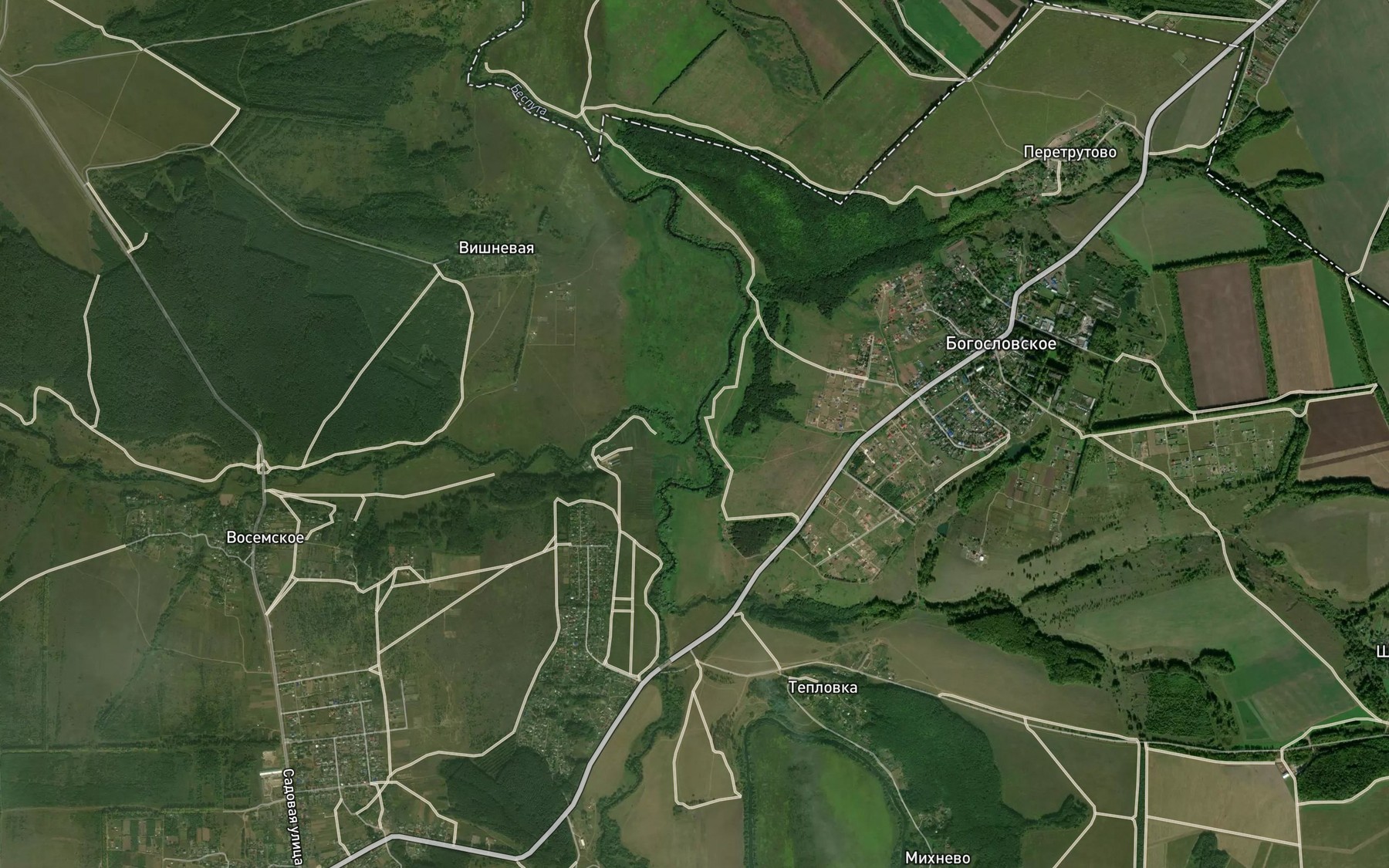 Satellite map of the Vos'ma