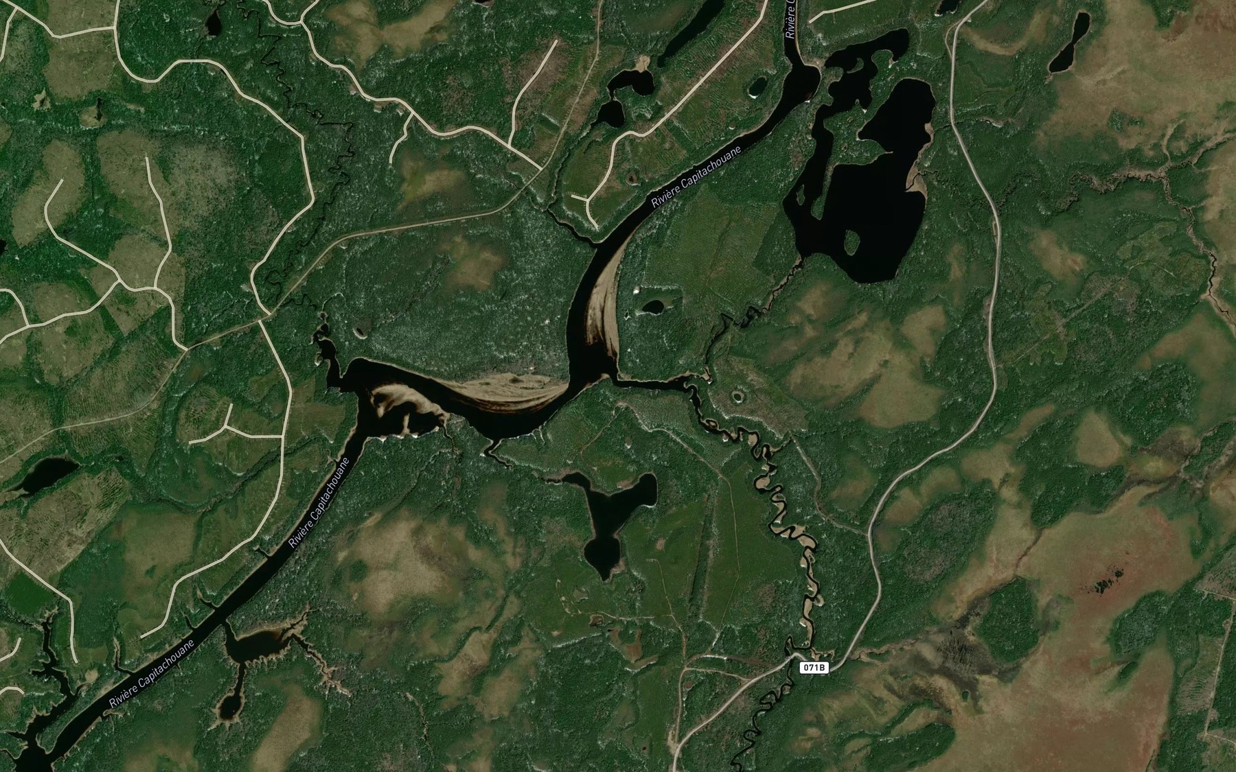 Satellite map of the Ruisseau Gull