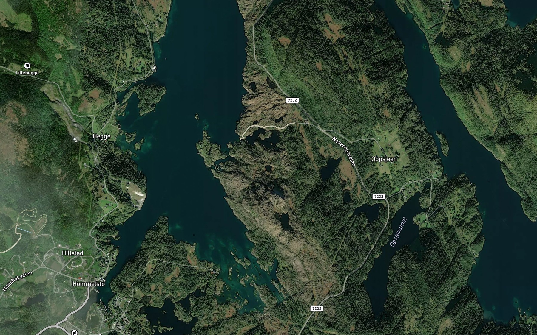 Satellite map of the Agnettjonna