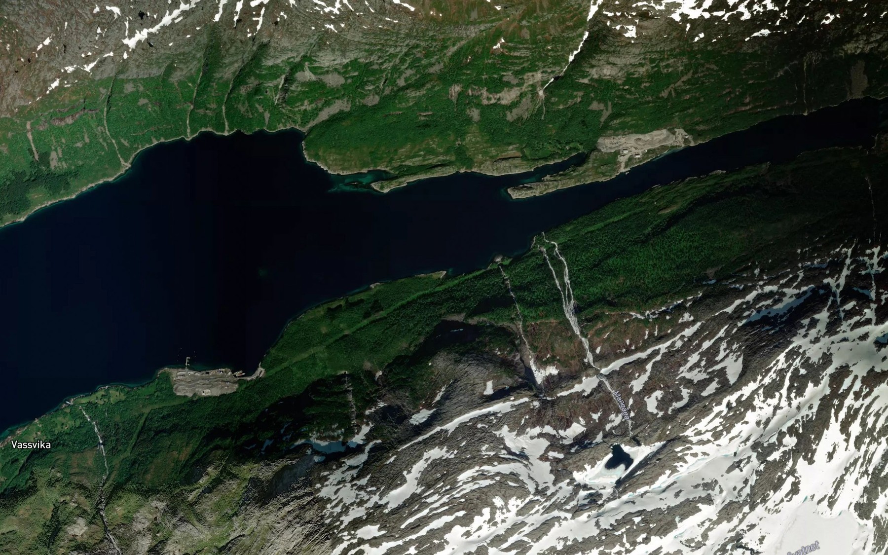 Satellite map of the Kvalvika