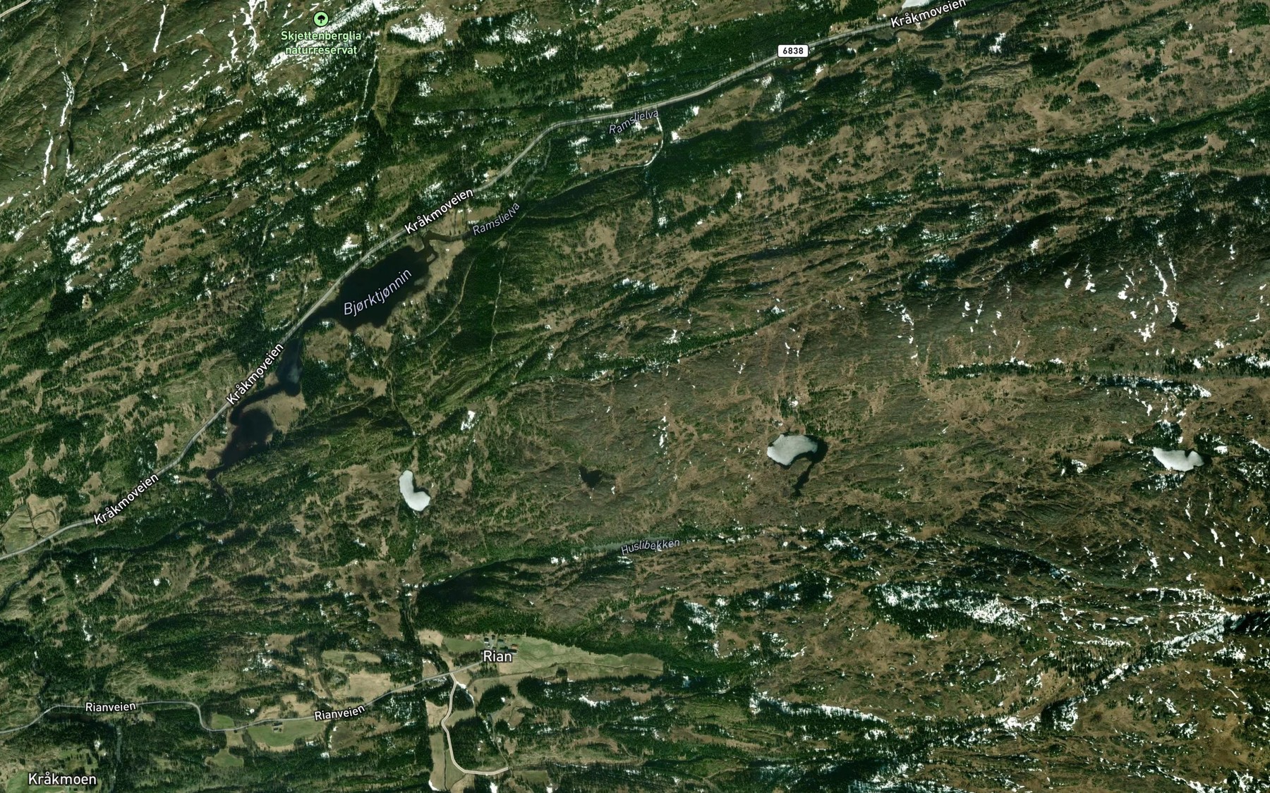 Satellite map of the Lauvlitjonna