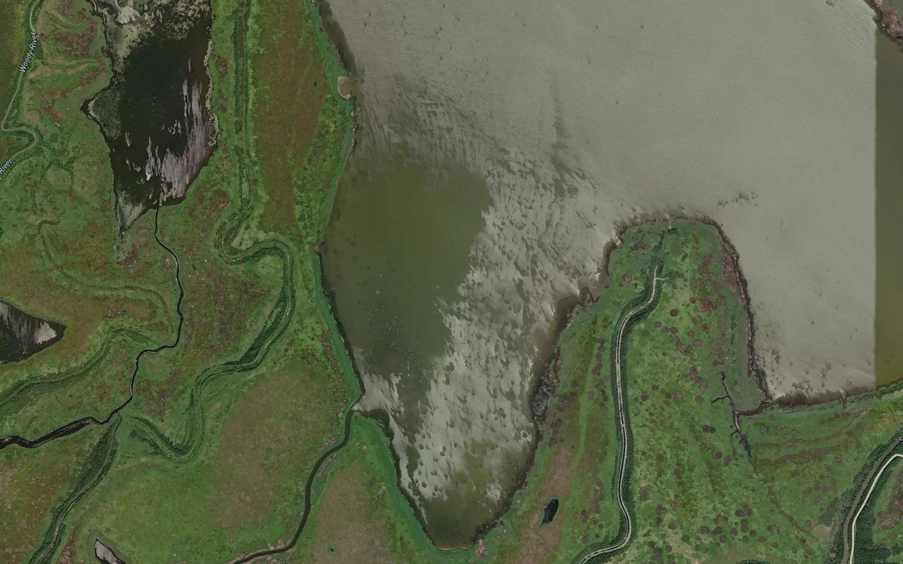 Satellite map of the Hay River Bay