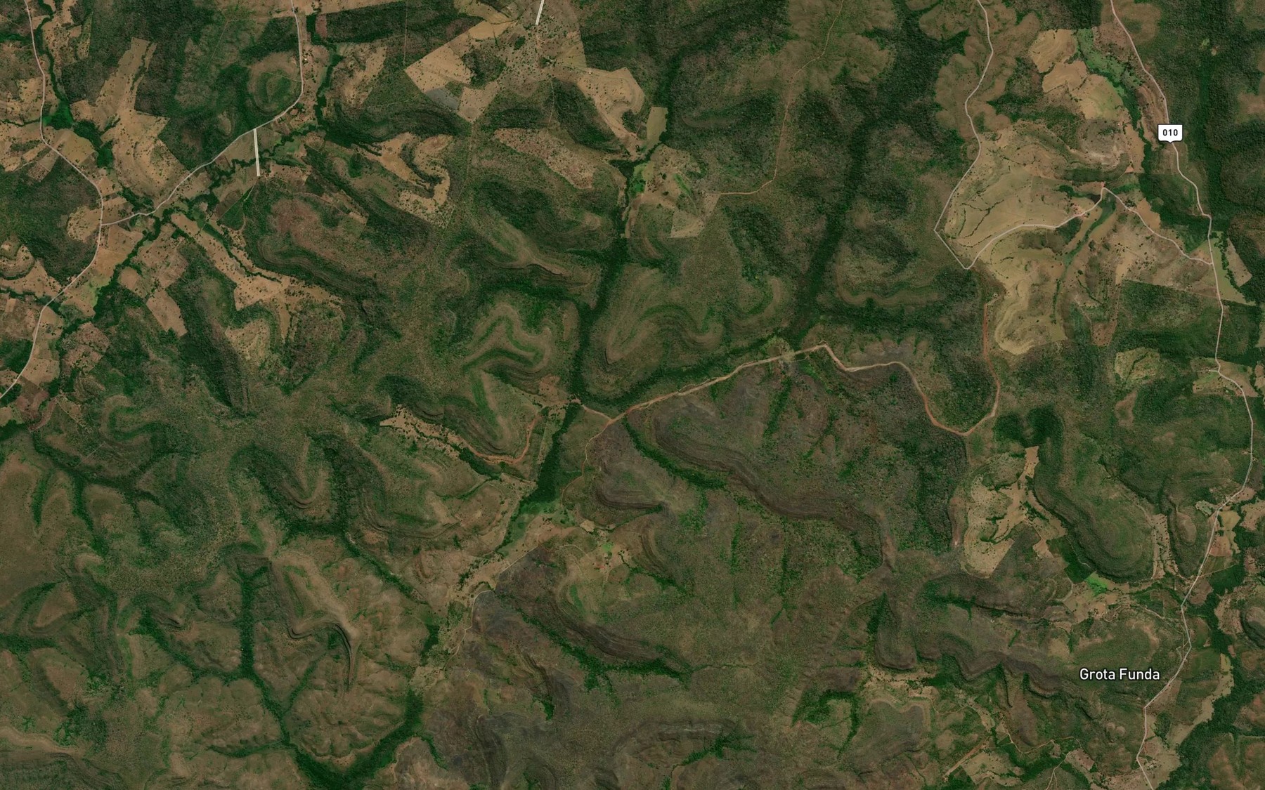 Satellite map of the Corrego Rio Fundo