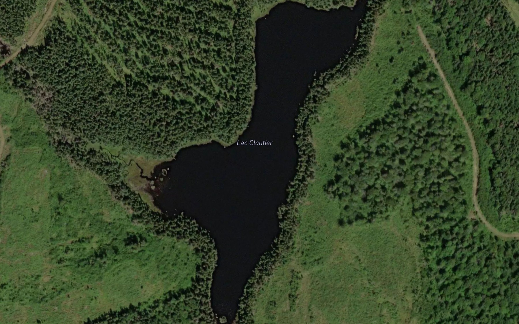 Satellite map of the Lac Cloutier
