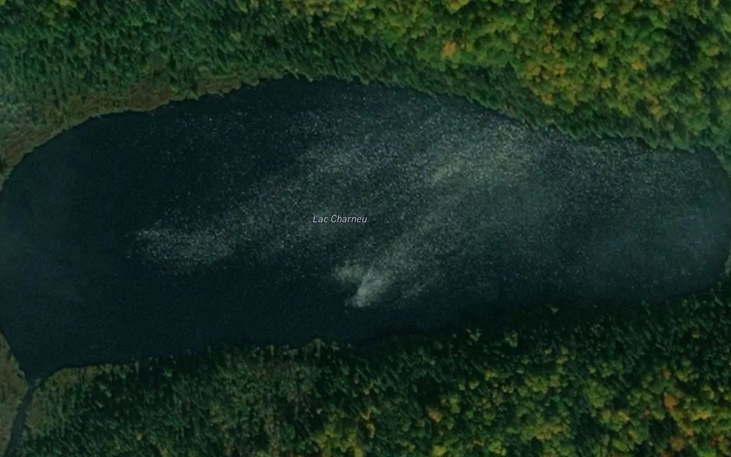 Lac Charneu